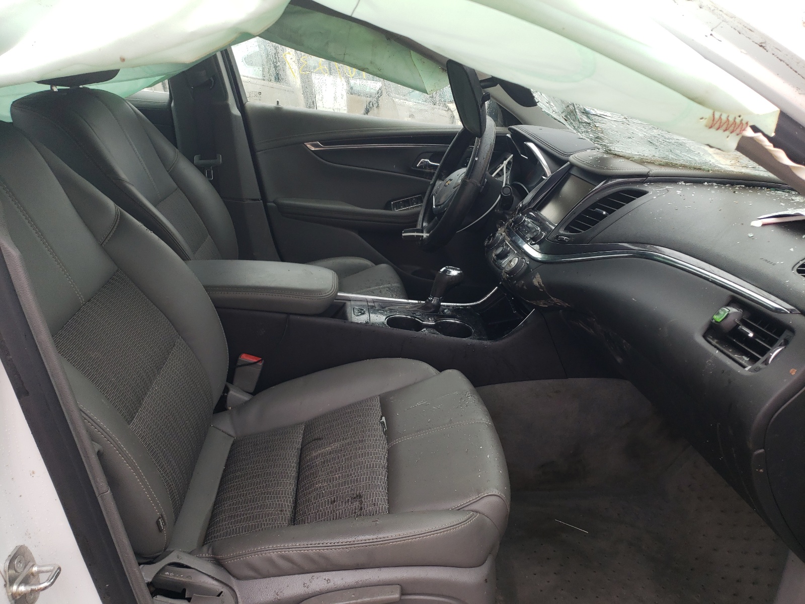 Photo 5 from auction – 2016 CHEVROLET IMPALA LT with VIN 2G1115S3XG9108642