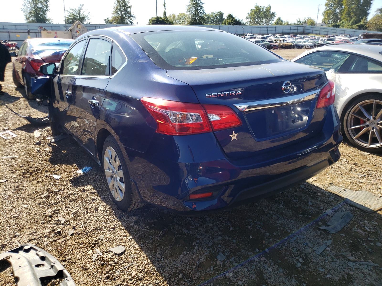 Photo 3 from auction – 2018 NISSAN SENTRA with VIN 3N1AB7AP9JY332810