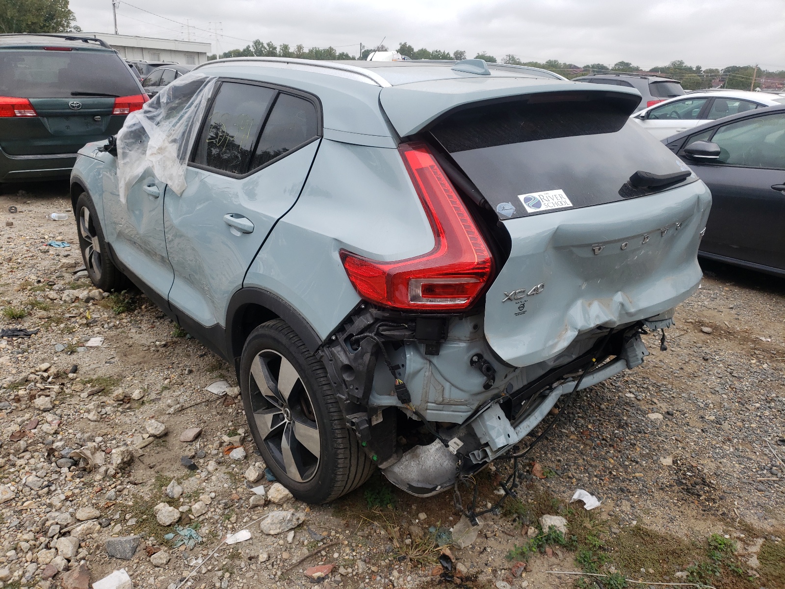 Photo 3 from auction – 2019 VOLVO XC40 T5 MO with VIN YV4162UK8K2063233