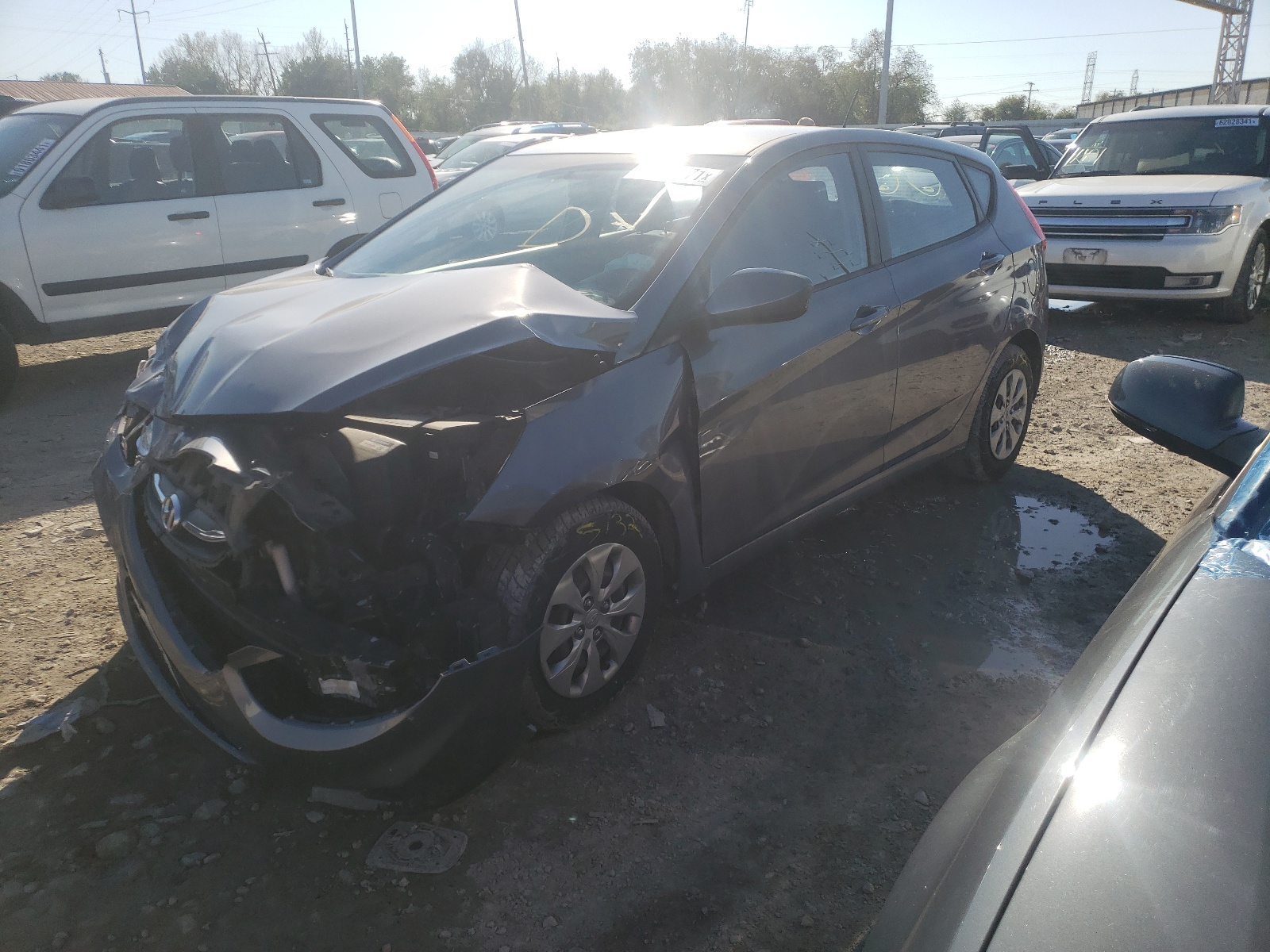 Photo 2 from auction – 2015 HYUNDAI ACCENT GS with VIN KMHCT5AE1FU216898