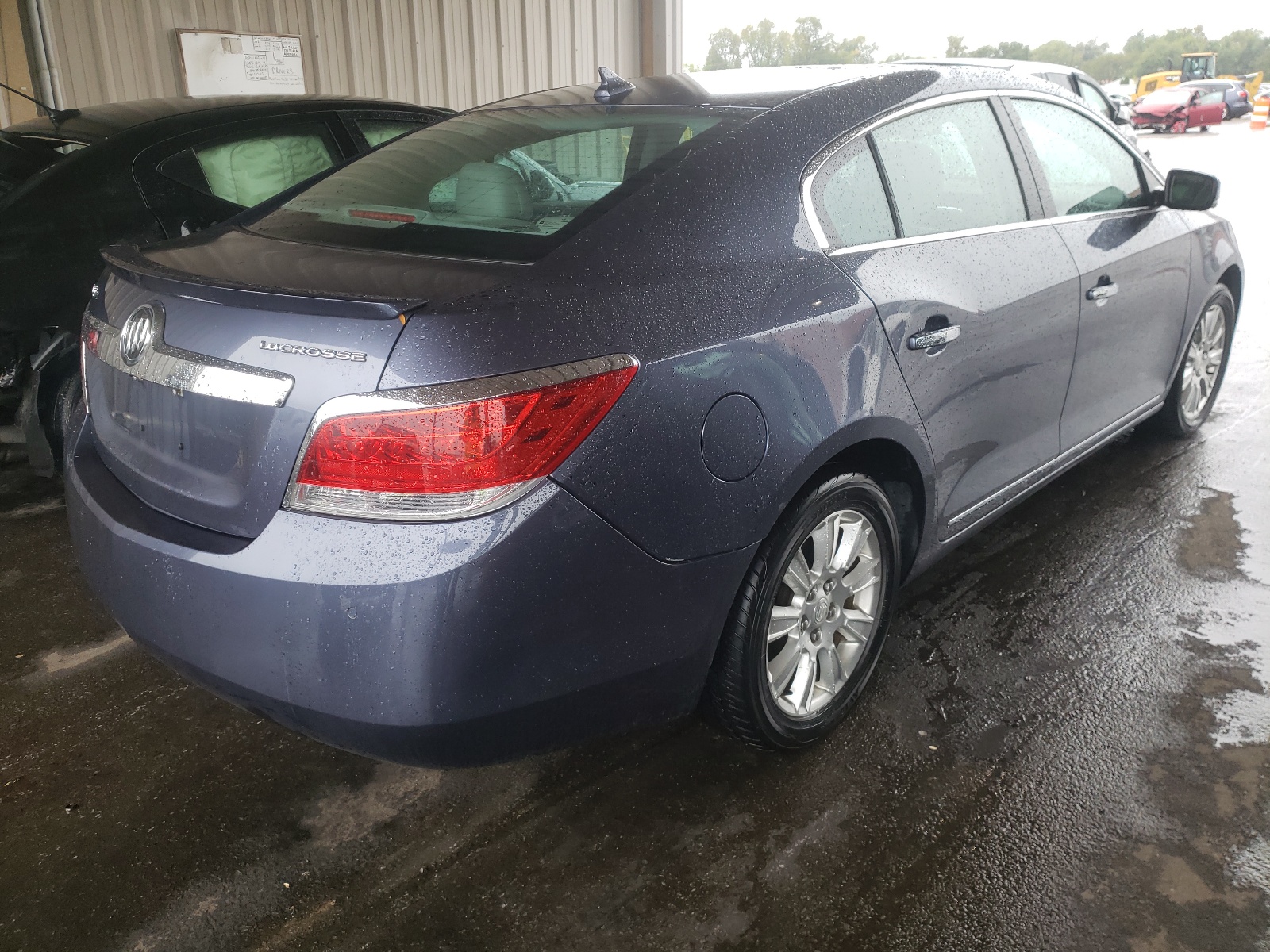 Photo 4 from auction – 2013 BUICK LACROSSE with VIN 1G4GC5ER1DF164365