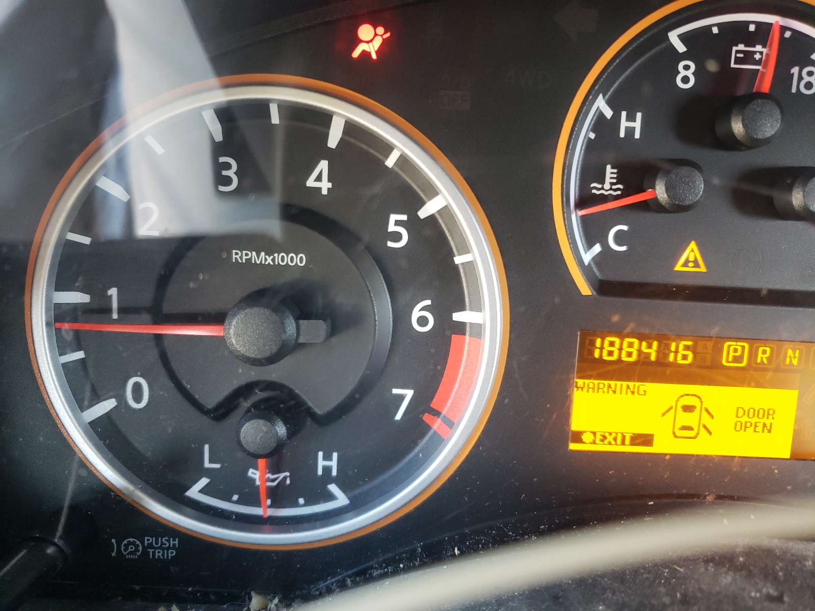 Photo 8 from auction – 2008 NISSAN ARMADA SE with VIN 5N1AA08D48N615539