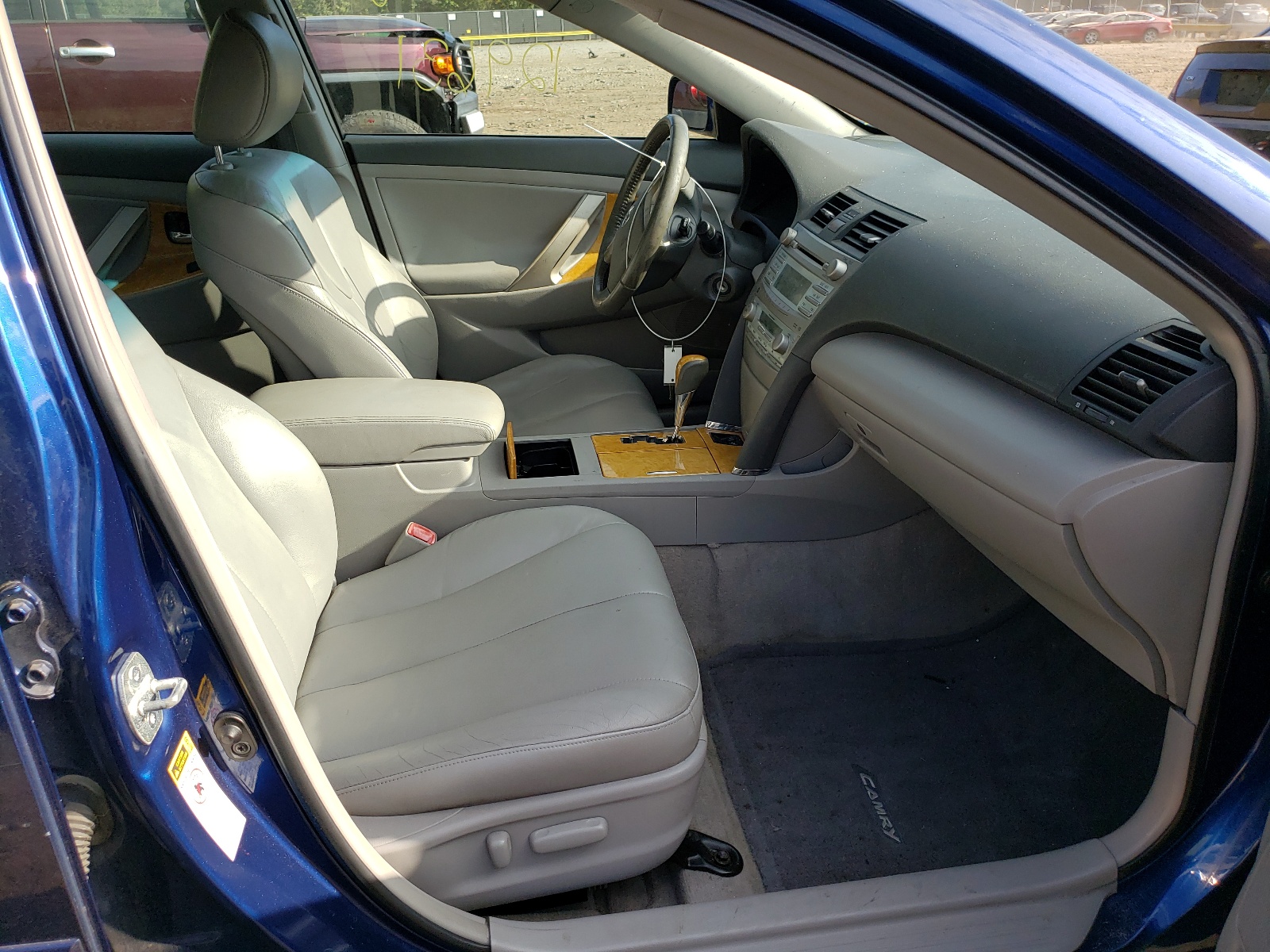 Photo 5 from auction – 2007 TOYOTA CAMRY CE with VIN 4T1BE46K57U066309