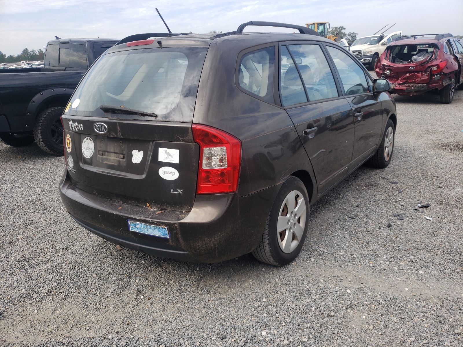 Photo 4 from auction – 2009 KIA RONDO with VIN KNAFG528097221444