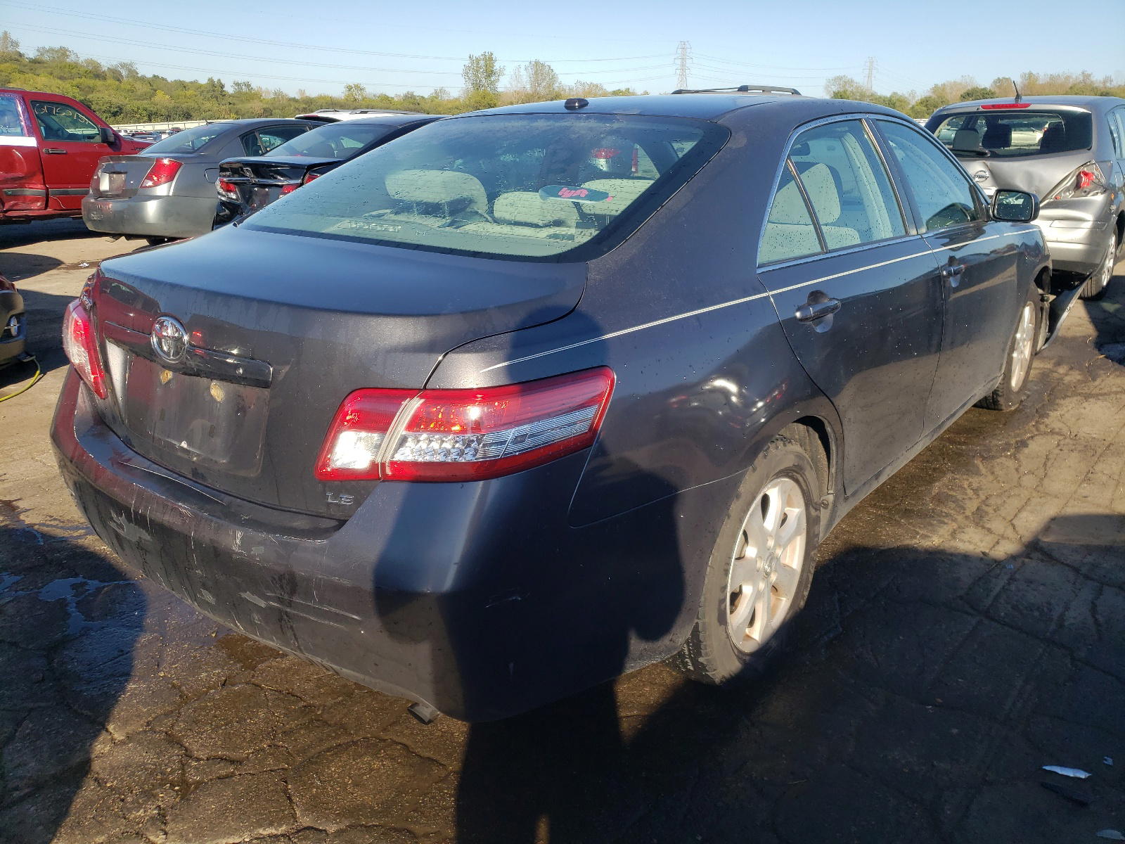 Photo 4 from auction – 2011 TOYOTA CAMRY BASE with VIN 4T4BF3EK1BR103492