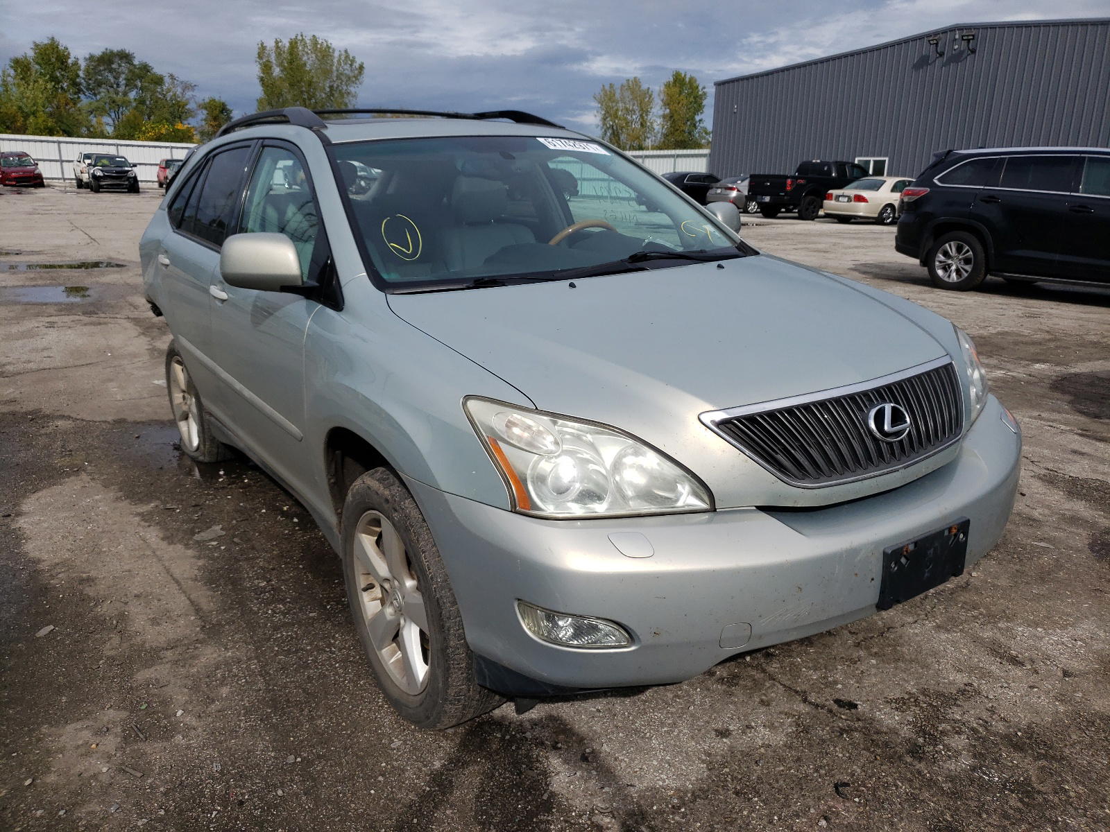 LEXUS RX 330 2005 with VIN 2T2HA31U05C048173 - Photo from auction