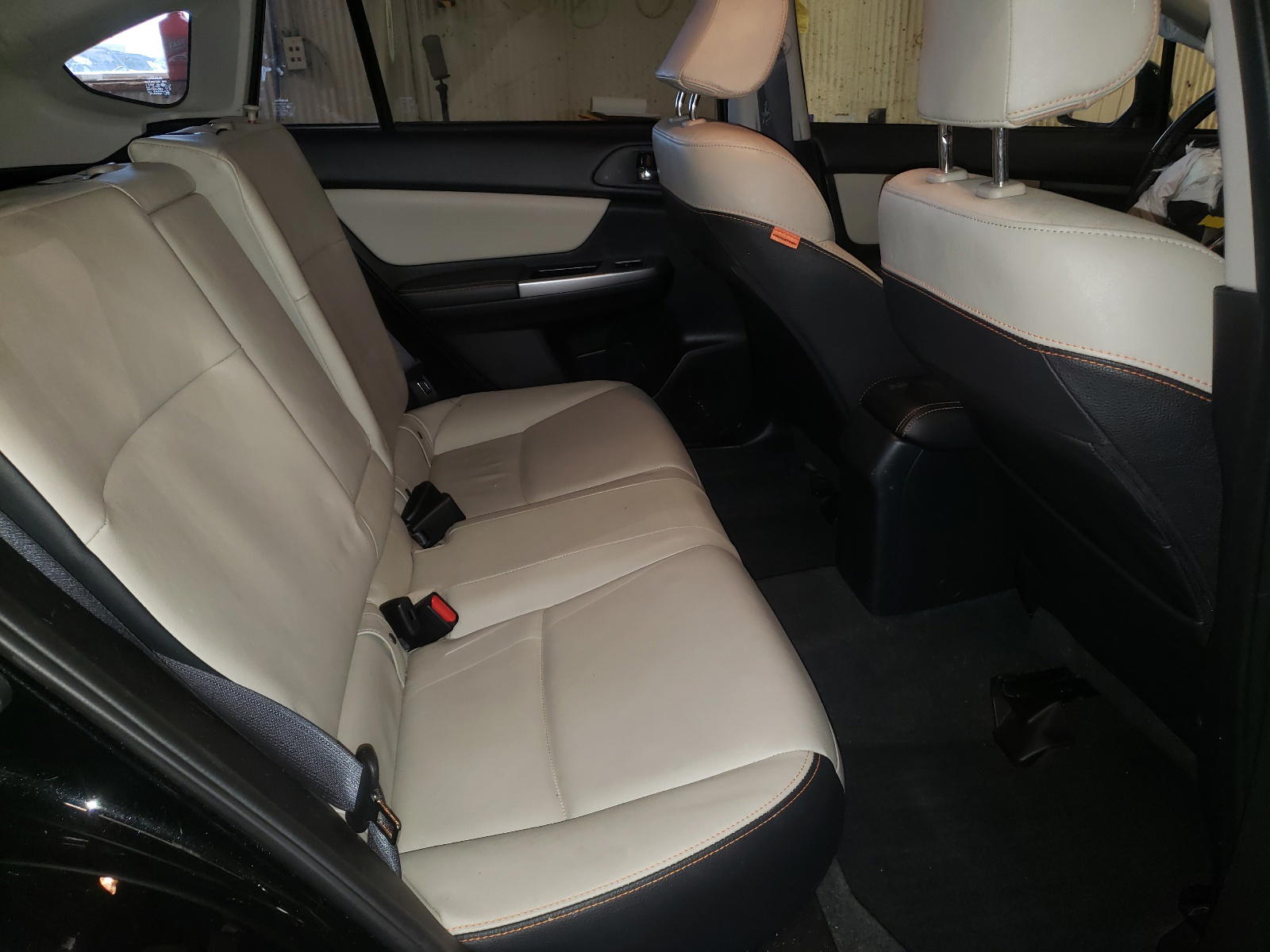 Photo 6 from auction – 2017 SUBARU CROSSTREK with VIN JF2GPANC4H8269233