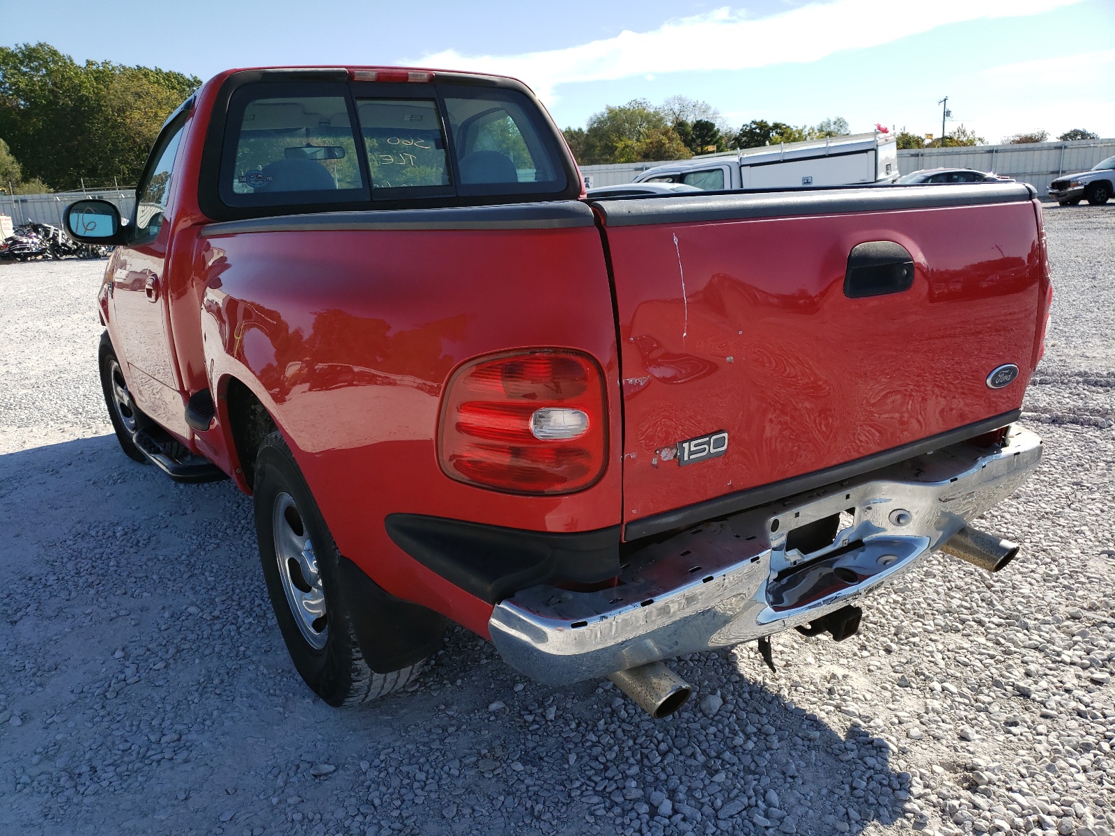 Photo 3 from auction – 1998 FORD F-150 with VIN 1FTRF07L3WKB08874