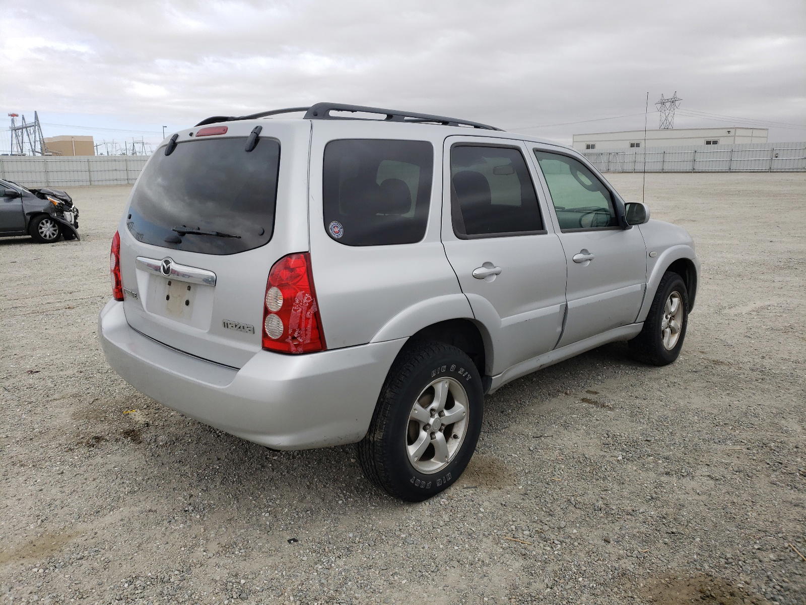 Photo 4 from auction – 2005 MAZDA TRIBUTE I with VIN 4F2YZ02Z65KM33788