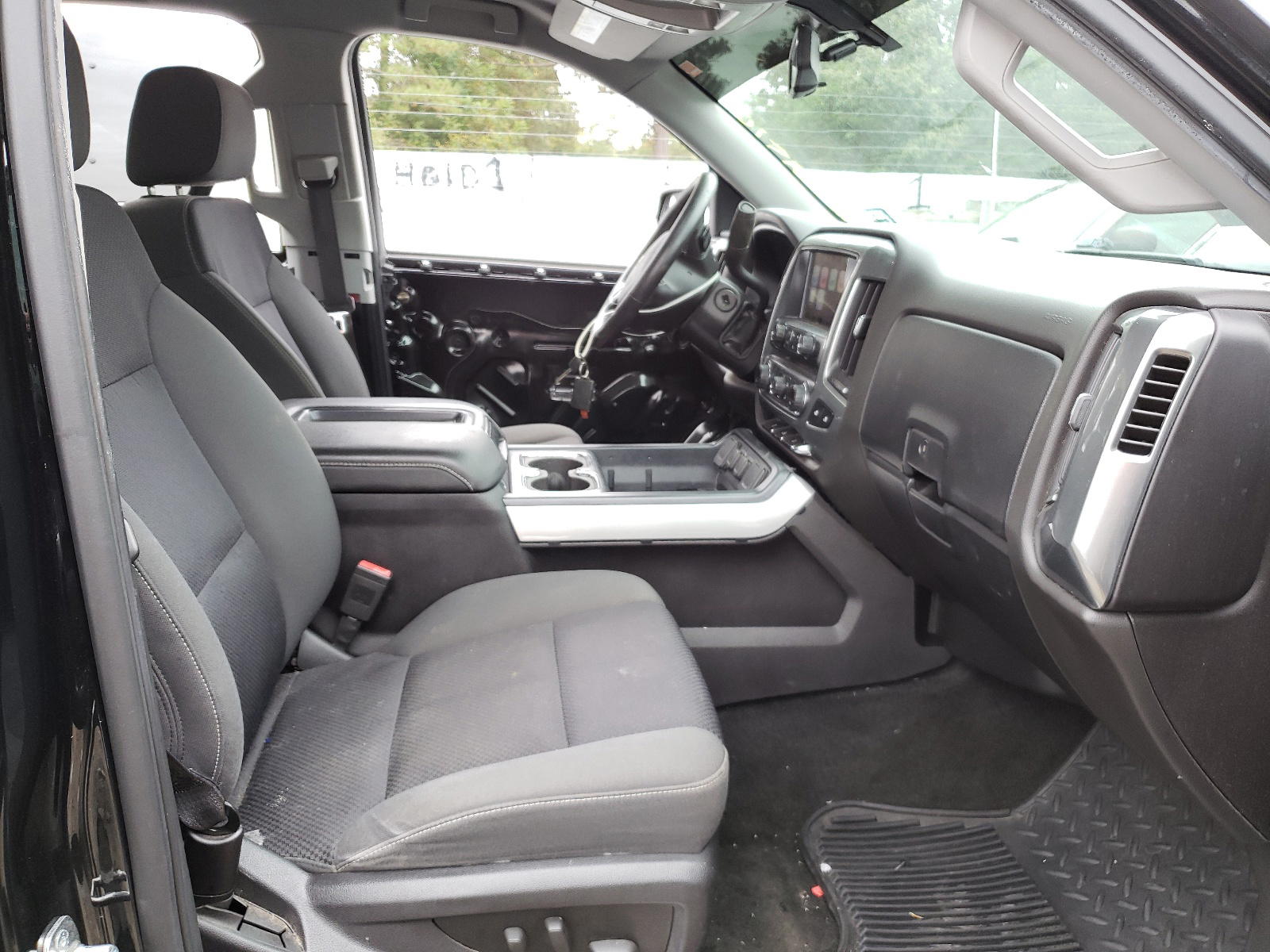 Photo 5 from auction – 2014 CHEVROLET SILVERADO with VIN 3GCUKREC0EG295591