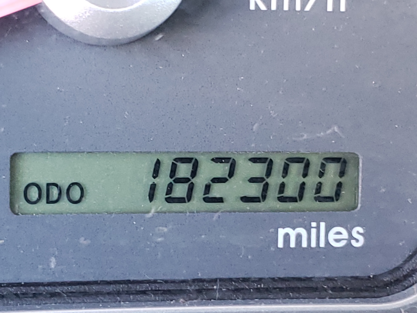 Photo 8 from auction – 2004 MITSUBISHI ENDEAVOR X with VIN 4A4MN31SX4E075083