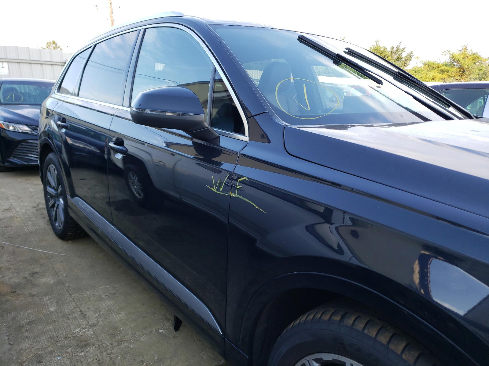 Photo 9 from auction – 2017 AUDI Q7 PREMIUM with VIN WA1LAAF72HD025453