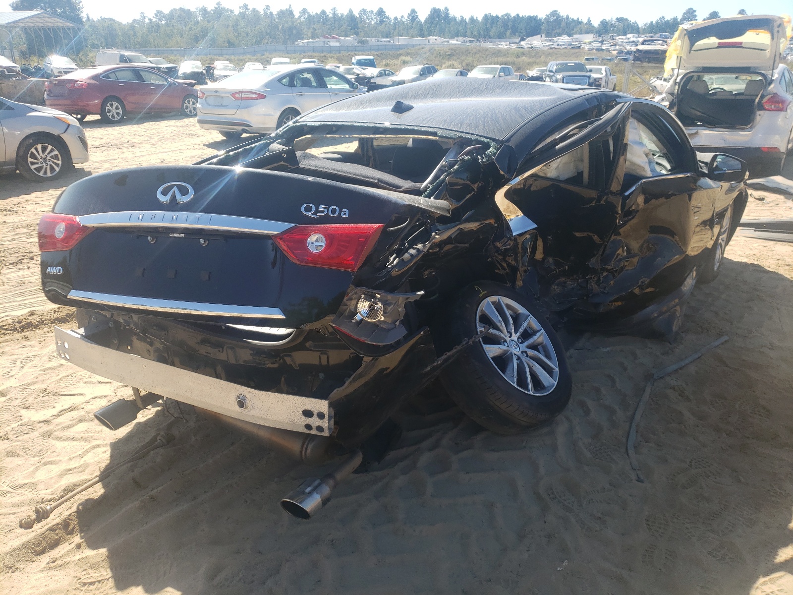Photo 4 from auction – 2015 INFINITI Q50 BASE with VIN JN1BV7AR4FM412703