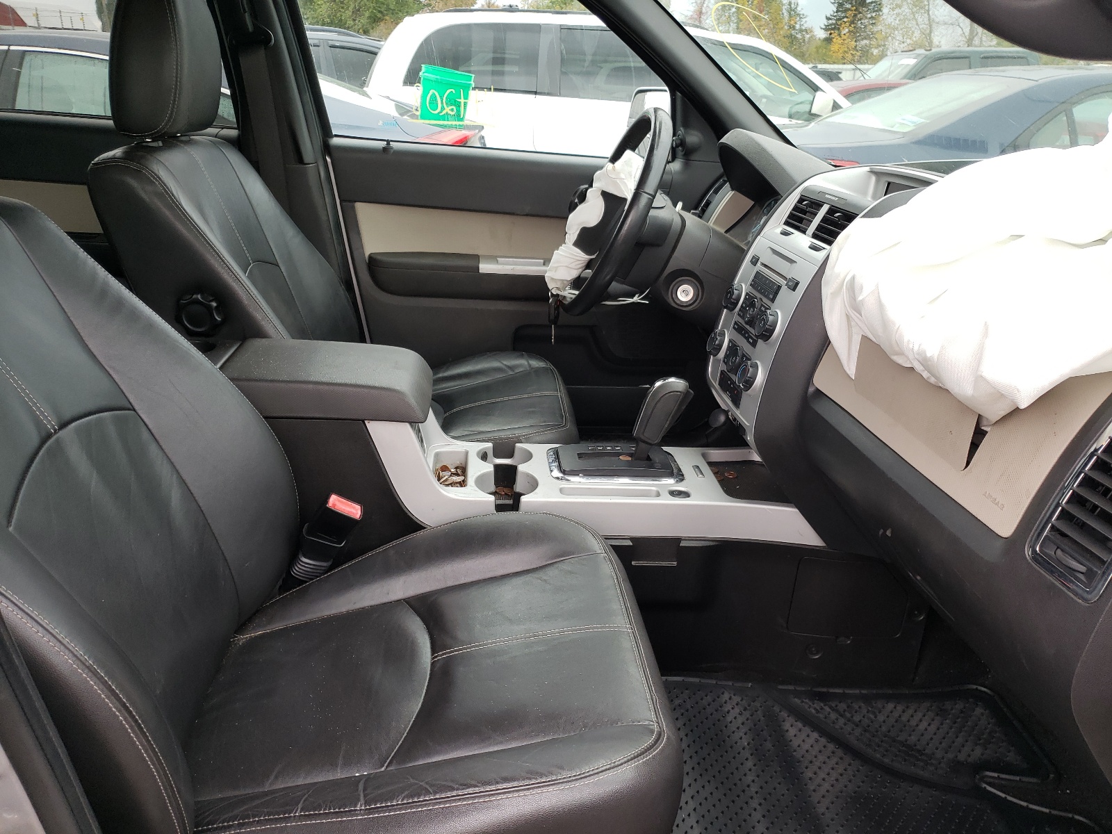 Photo 5 from auction – 2010 MERCURY MARINER with VIN 4M2CN9HG9AKJ22506
