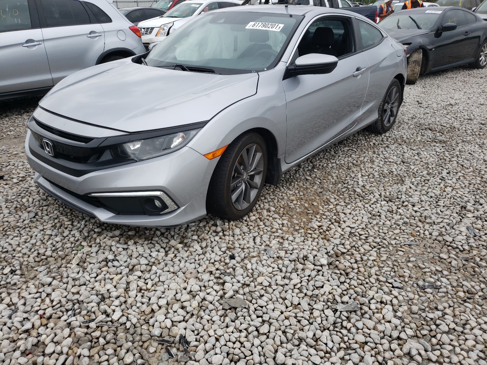 Photo 2 from auction – 2019 HONDA CIVIC EX with VIN 2HGFC3B36KH353885