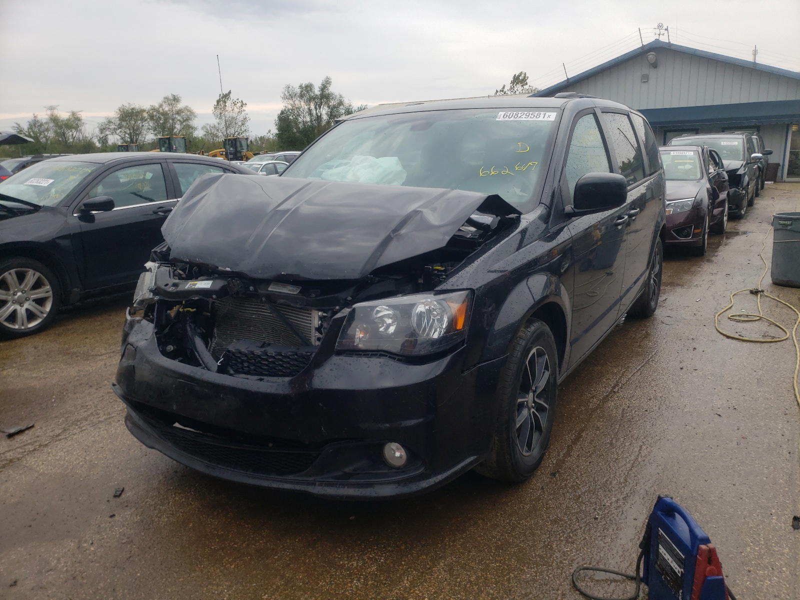 Photo 2 from auction – 2019 DODGE GRAND CARA with VIN 2C4RDGEG4KR662649