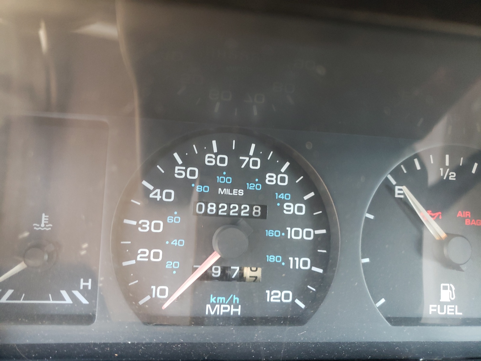 Photo 8 from auction – 1992 DODGE SPIRIT with VIN 1B3XA5636NF145916