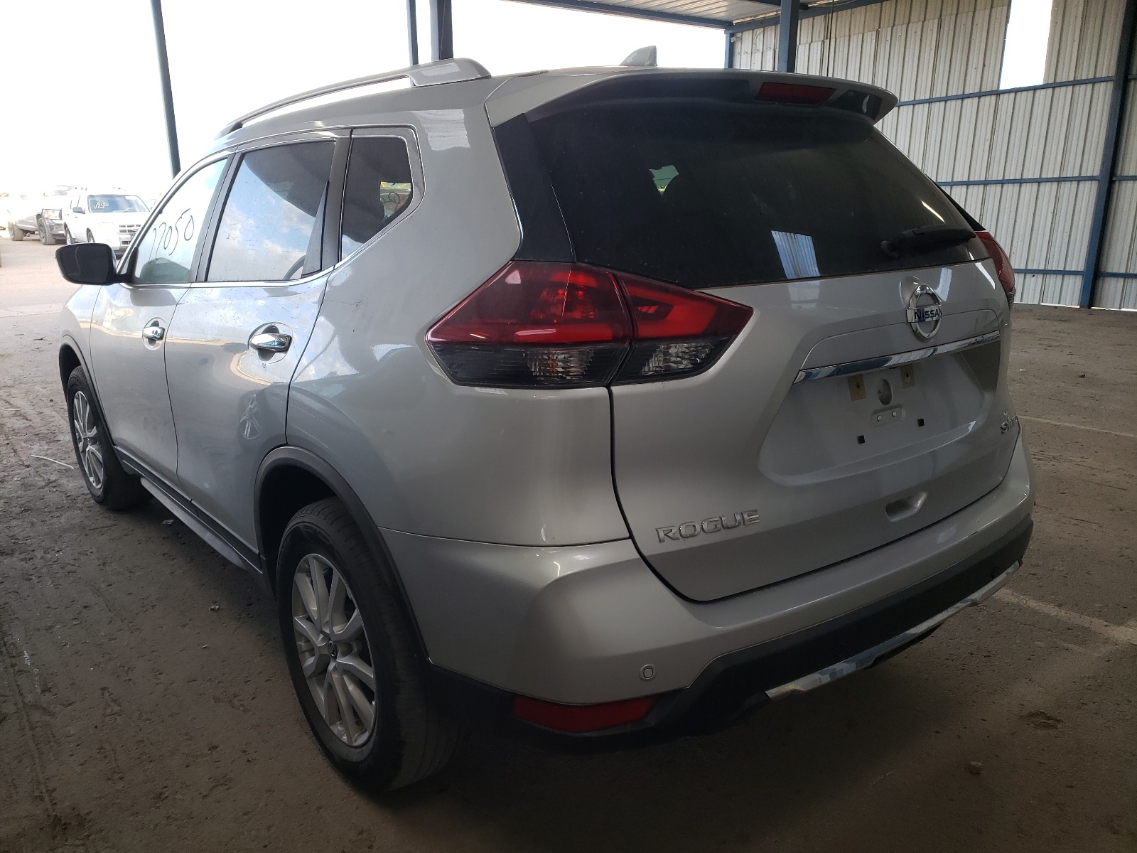 Photo 3 from auction – 2020 NISSAN ROGUE S with VIN KNMAT2MV6LP542874