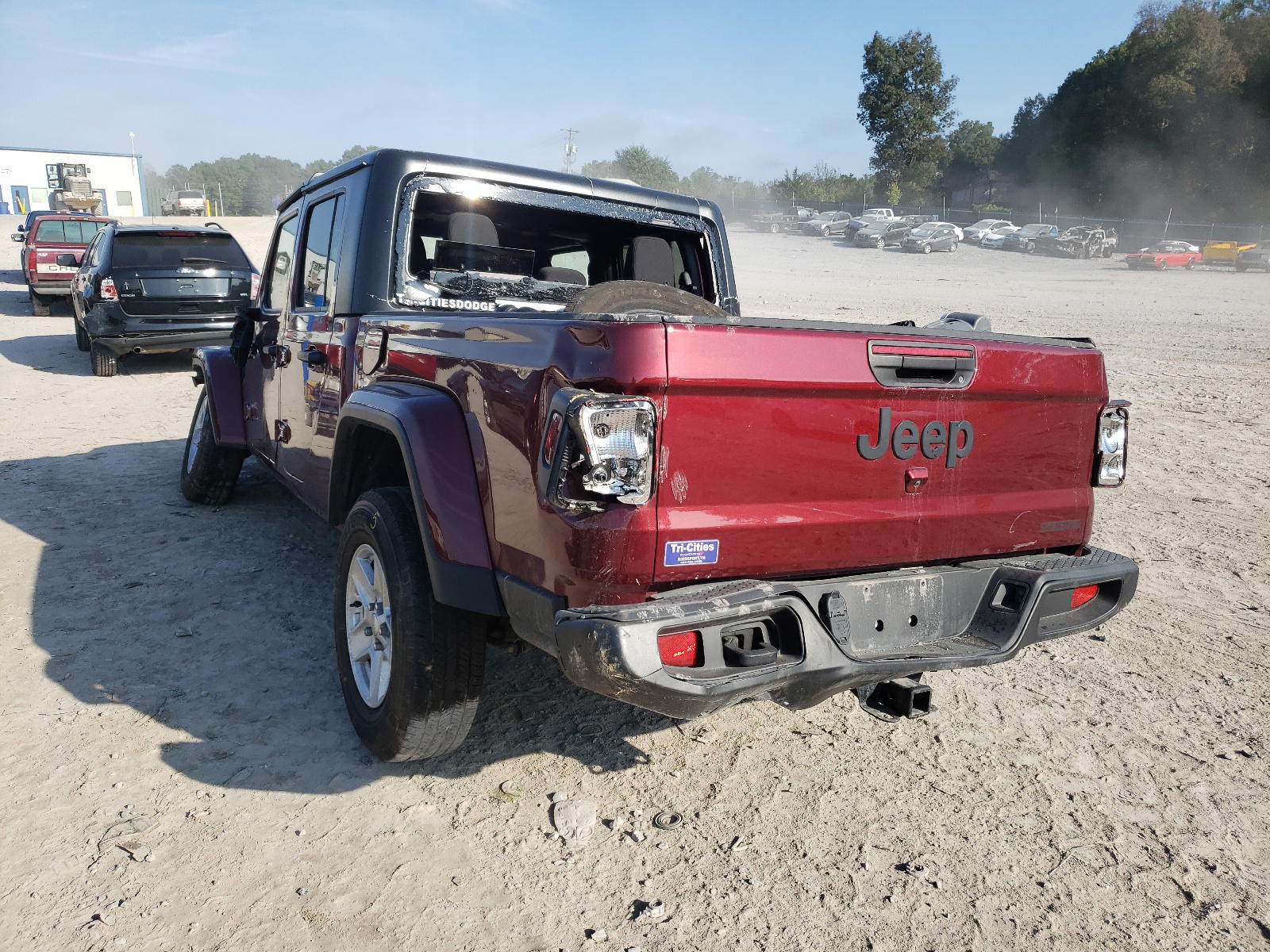 Photo 3 from auction – 2021 JEEP GLADIATOR with VIN 1C6HJTAG1ML542832