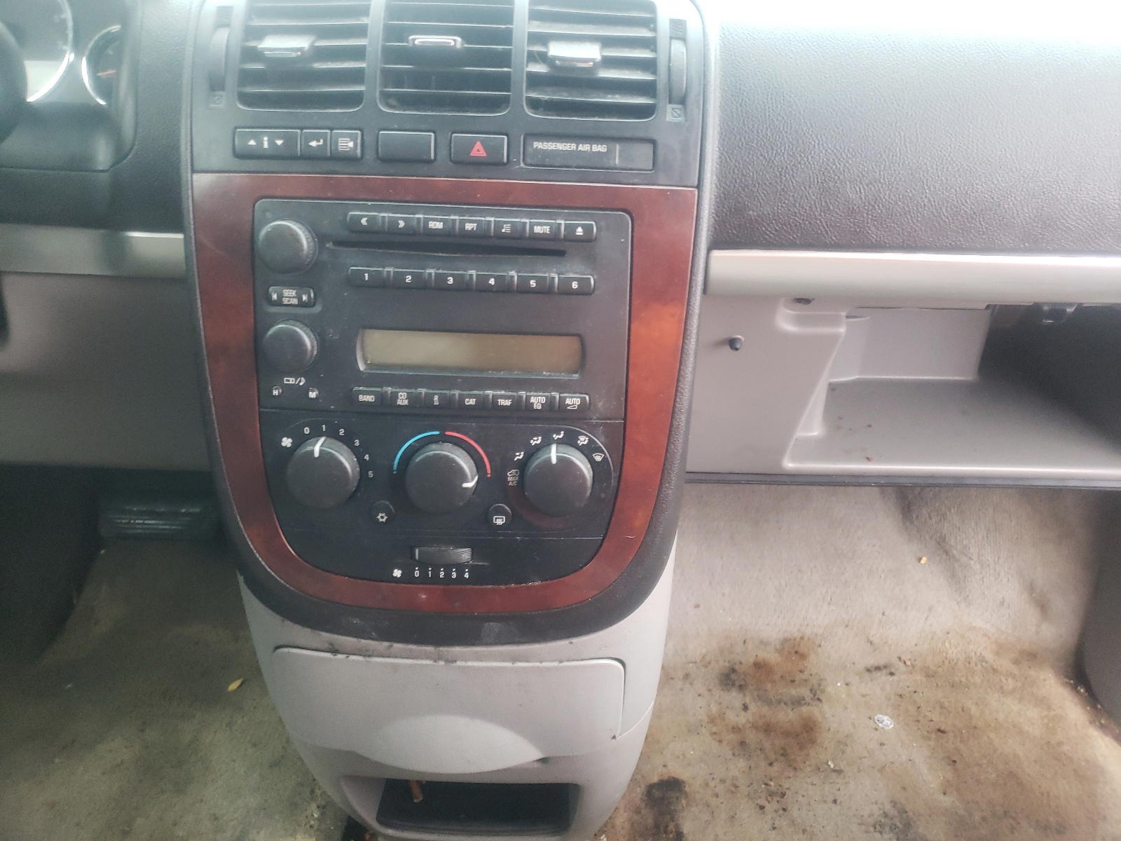 Photo 9 from auction – 2006 CHEVROLET UPLANDER L with VIN 1GNDV23L96D205281