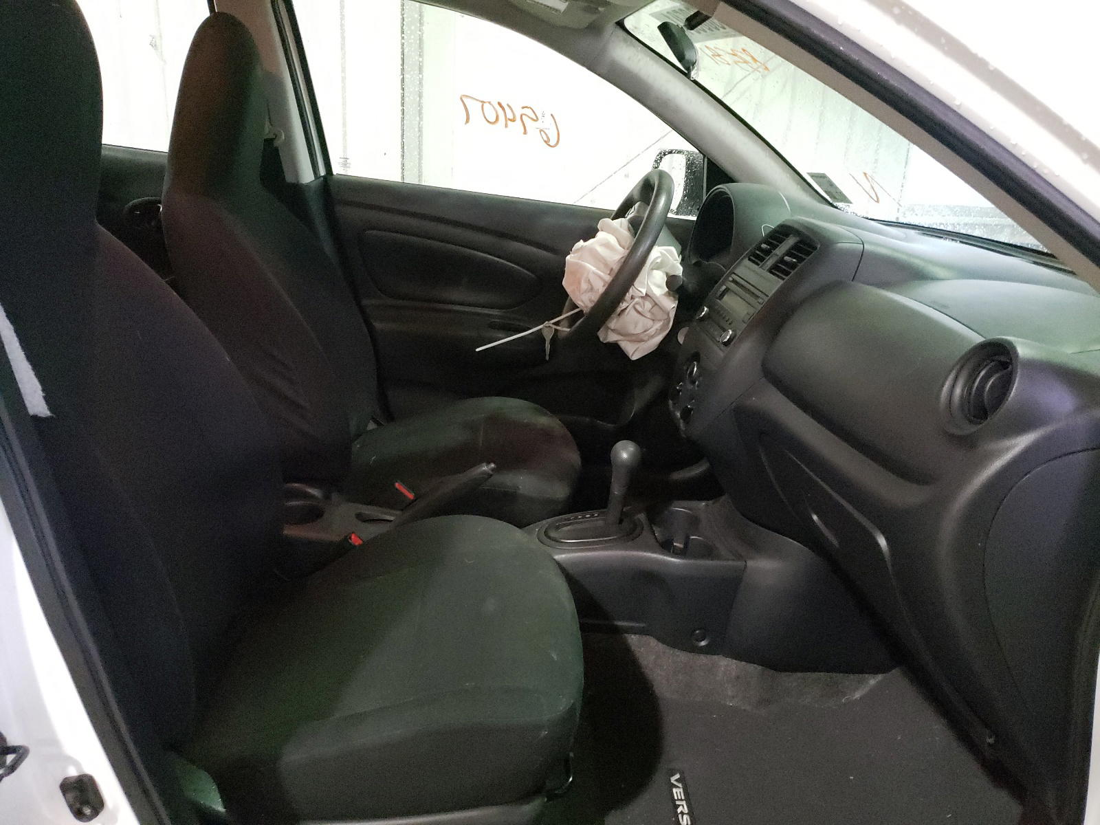 Photo 5 from auction – 2015 NISSAN VERSA S with VIN 3N1CN7AP2FL835812