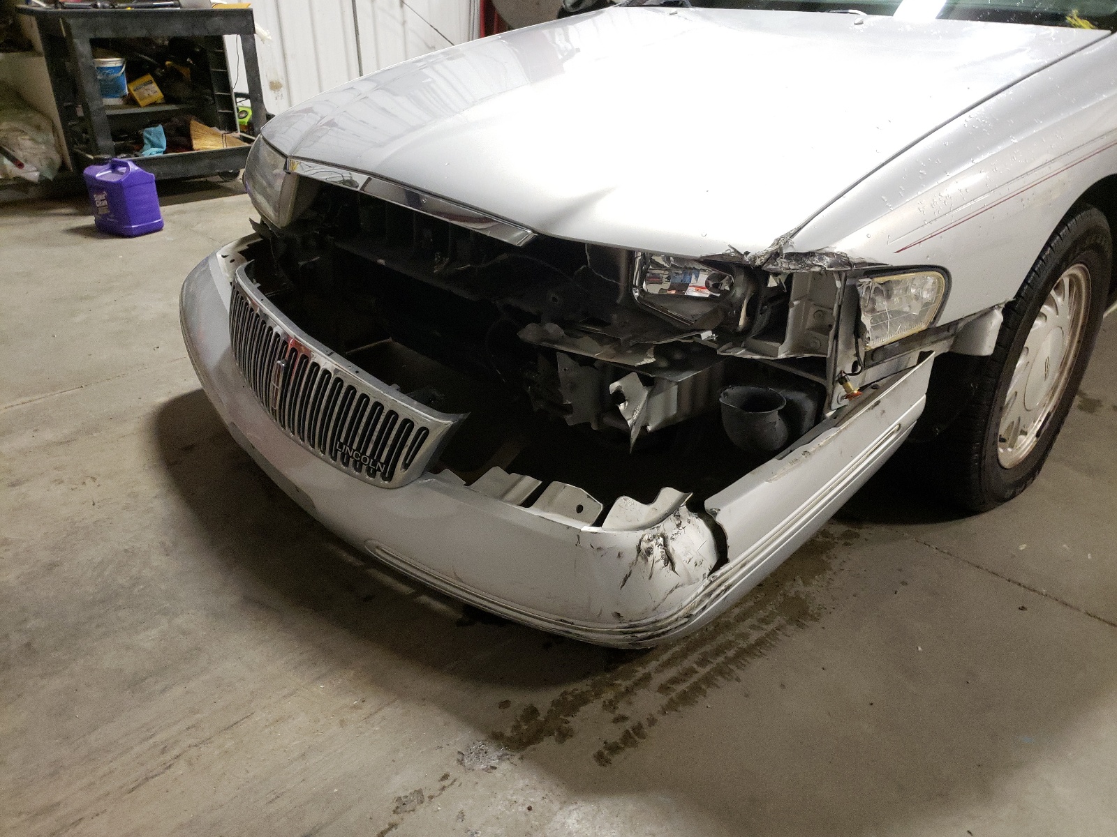 Photo 9 from auction – 1996 LINCOLN CONTINENTA with VIN 1LNLM97V1TY706337