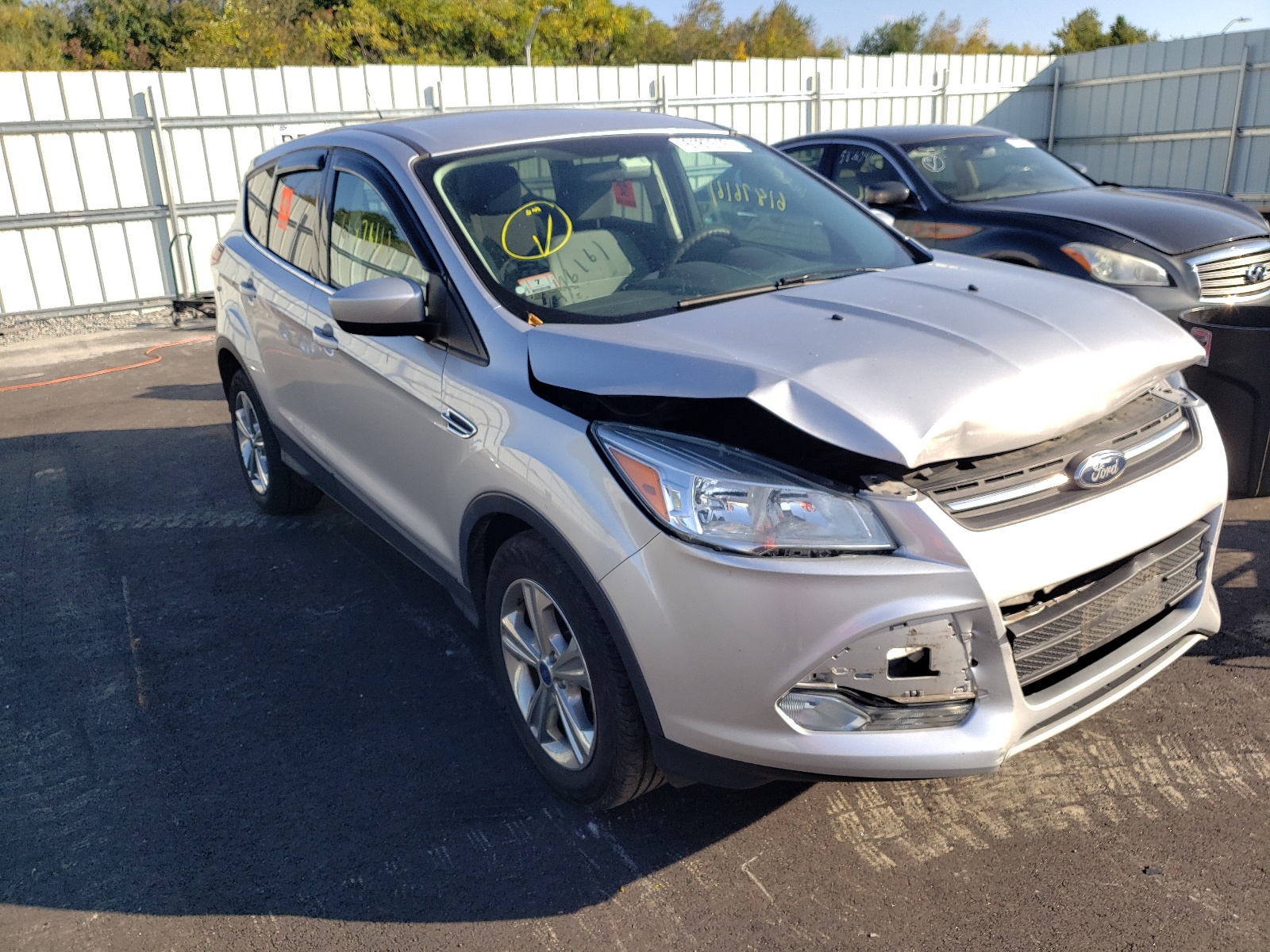 Photo 1 from auction – 2015 FORD ESCAPE SE with VIN 1FMCU0GX0FUB97236