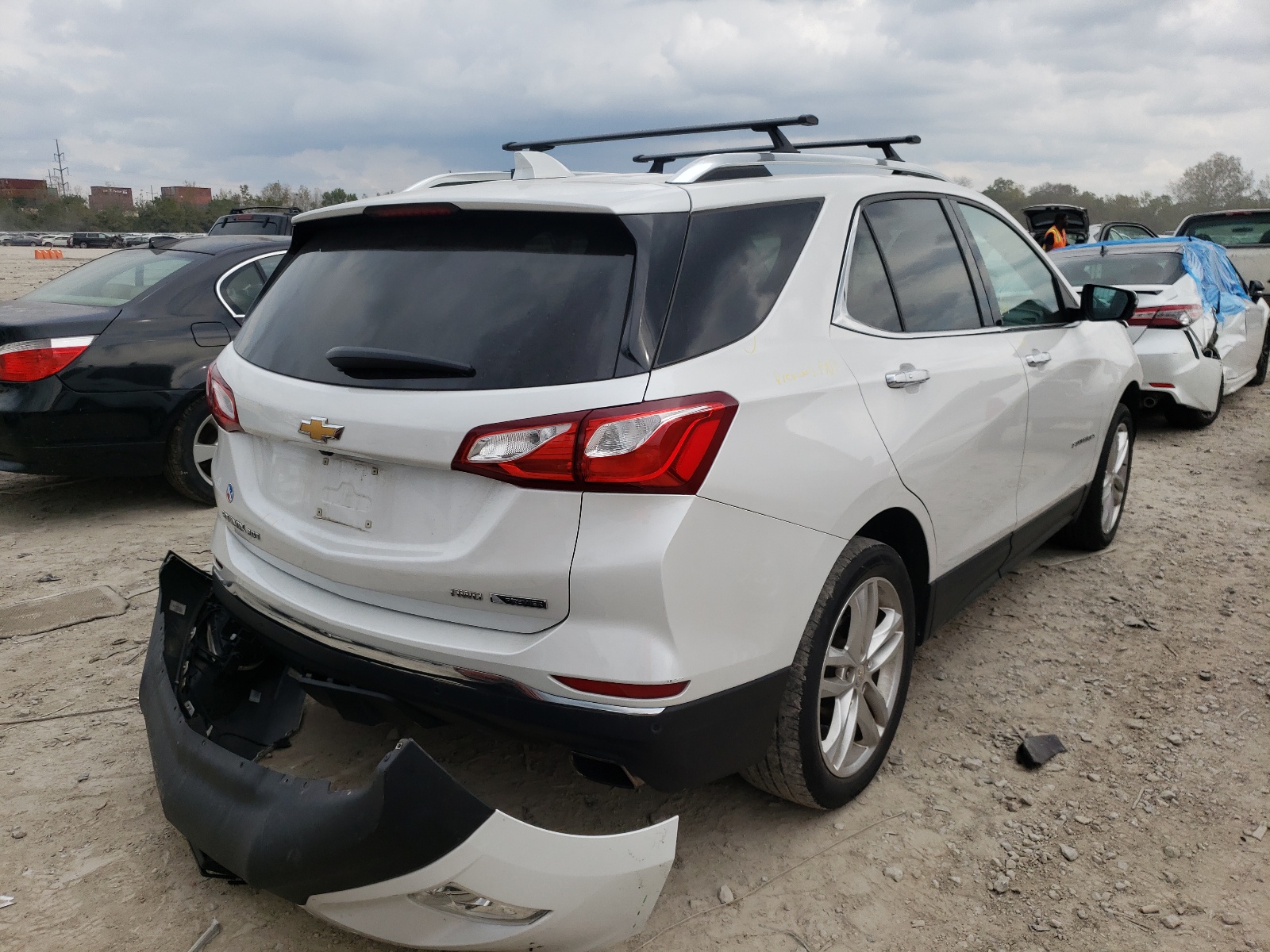Photo 4 from auction – 2018 CHEVROLET EQUINOX PR with VIN 2GNAXWEX3J6140942