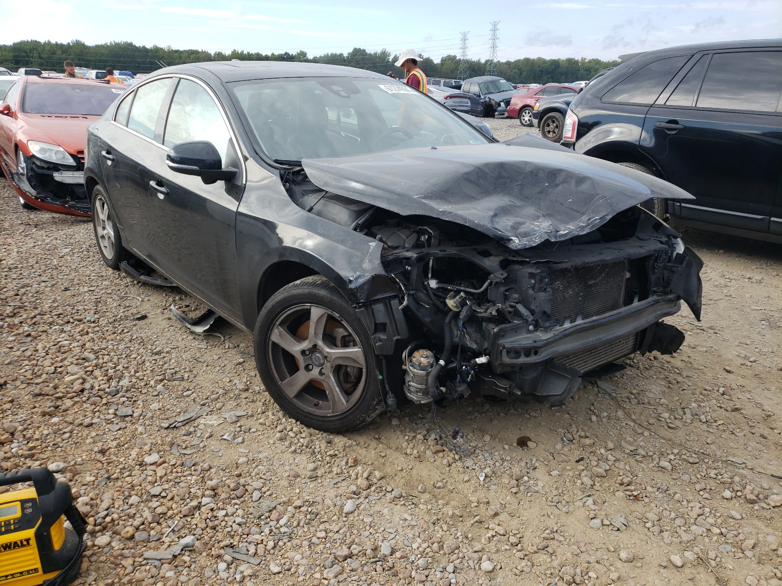 VOLVO S60 T5 2013 with VIN YV1612FH5D2196540 - Photo from auction