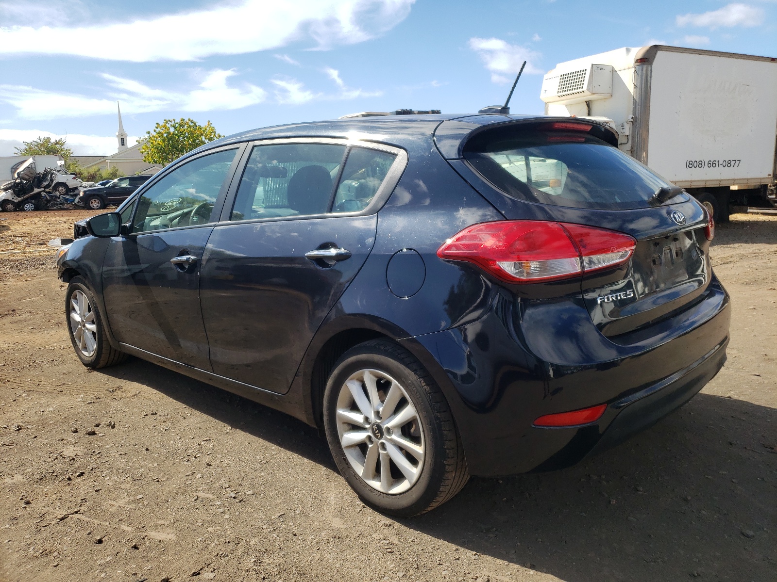 Photo 3 from auction – 2017 KIA FORTE LX with VIN KNAFK5A89H5687836