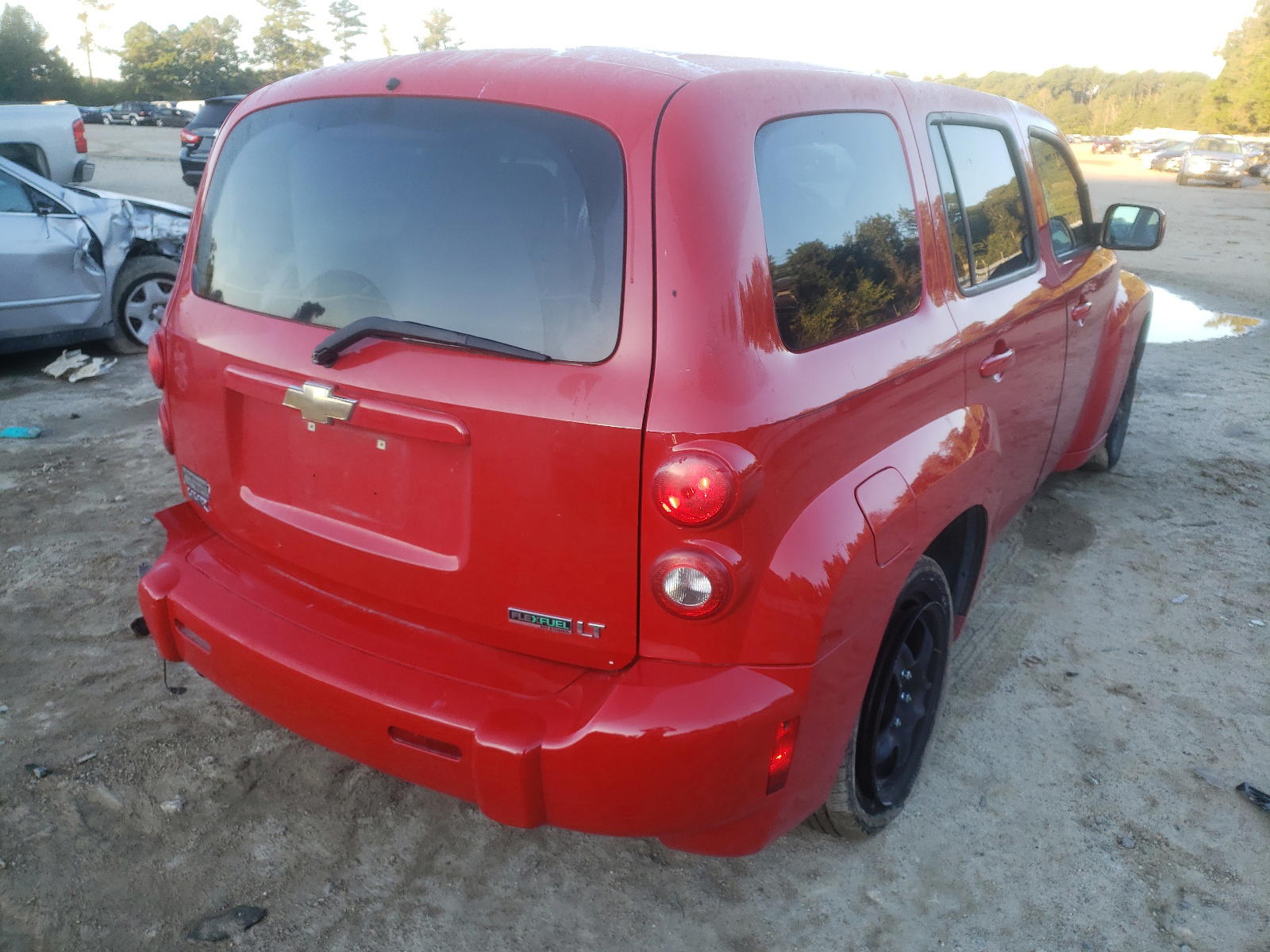 Photo 4 from auction – 2011 CHEVROLET HHR LT with VIN 3GNBABFW7BS591069