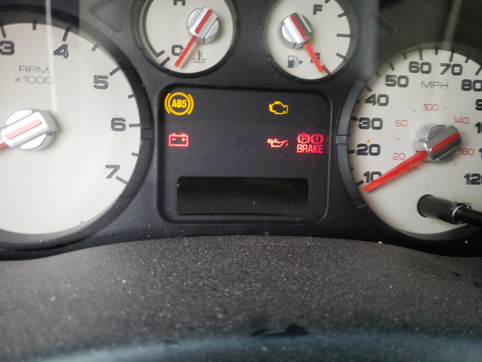 Photo 8 from auction – 2005 FORD FREESTYLE with VIN 1FMDK06145GA75676