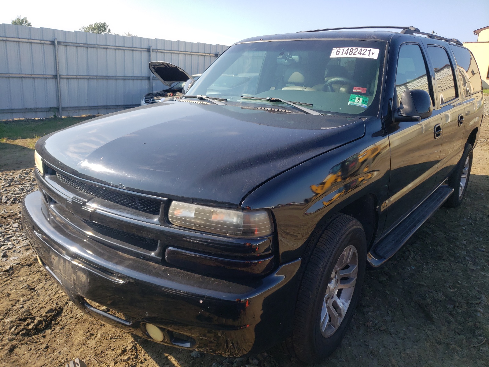 Photo 2 from auction – 2001 CHEVROLET SUBURBAN K with VIN 1GNFK16T41J305211