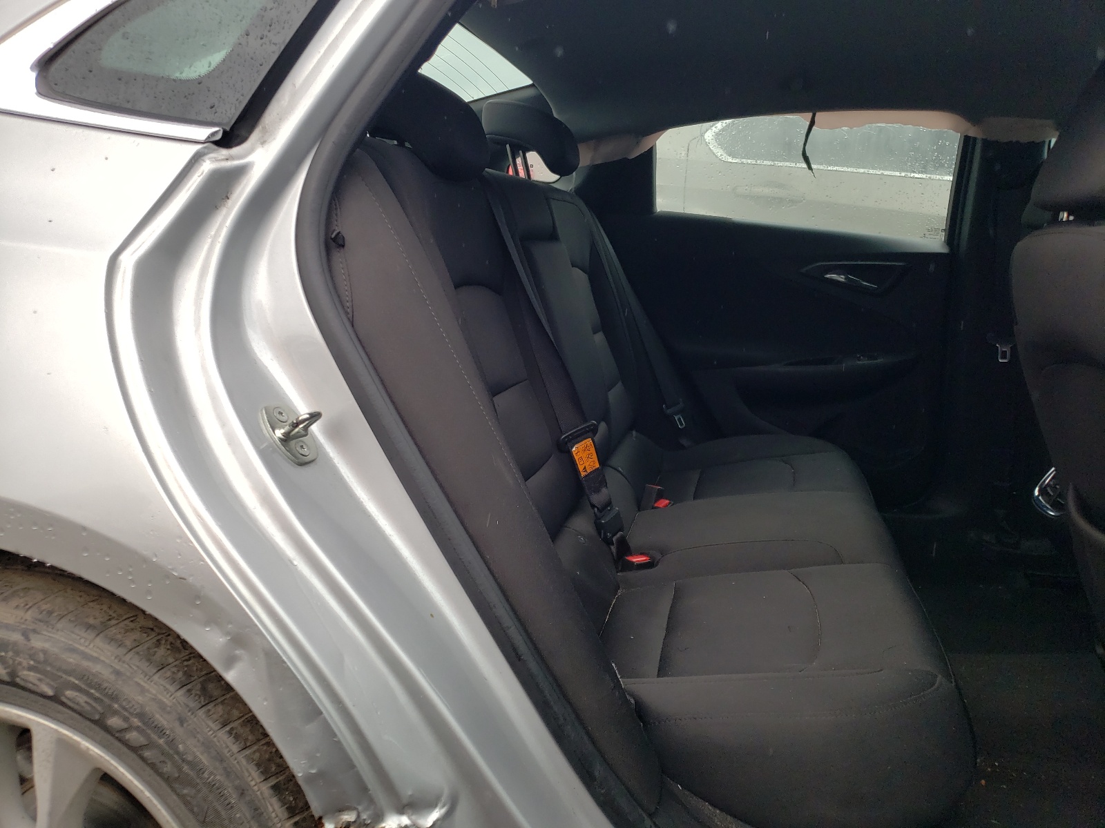 Photo 6 from auction – 2018 CHEVROLET MALIBU LT with VIN 1G1ZD5ST6JF124636