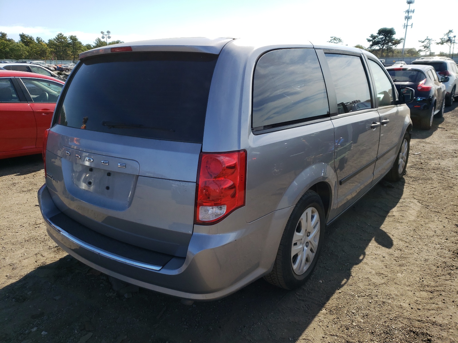 Photo 4 from auction – 2014 DODGE GRAND CARA with VIN 2C4RDGBGXER335097