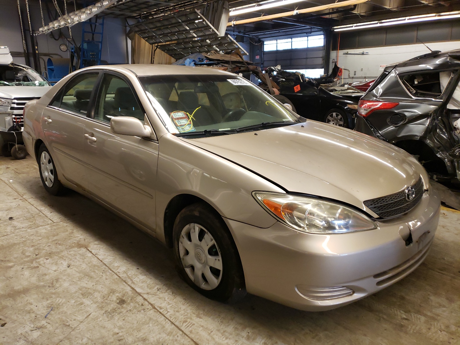 Photo 1 from auction – 2004 TOYOTA CAMRY with VIN 4T1BE32K14U262582