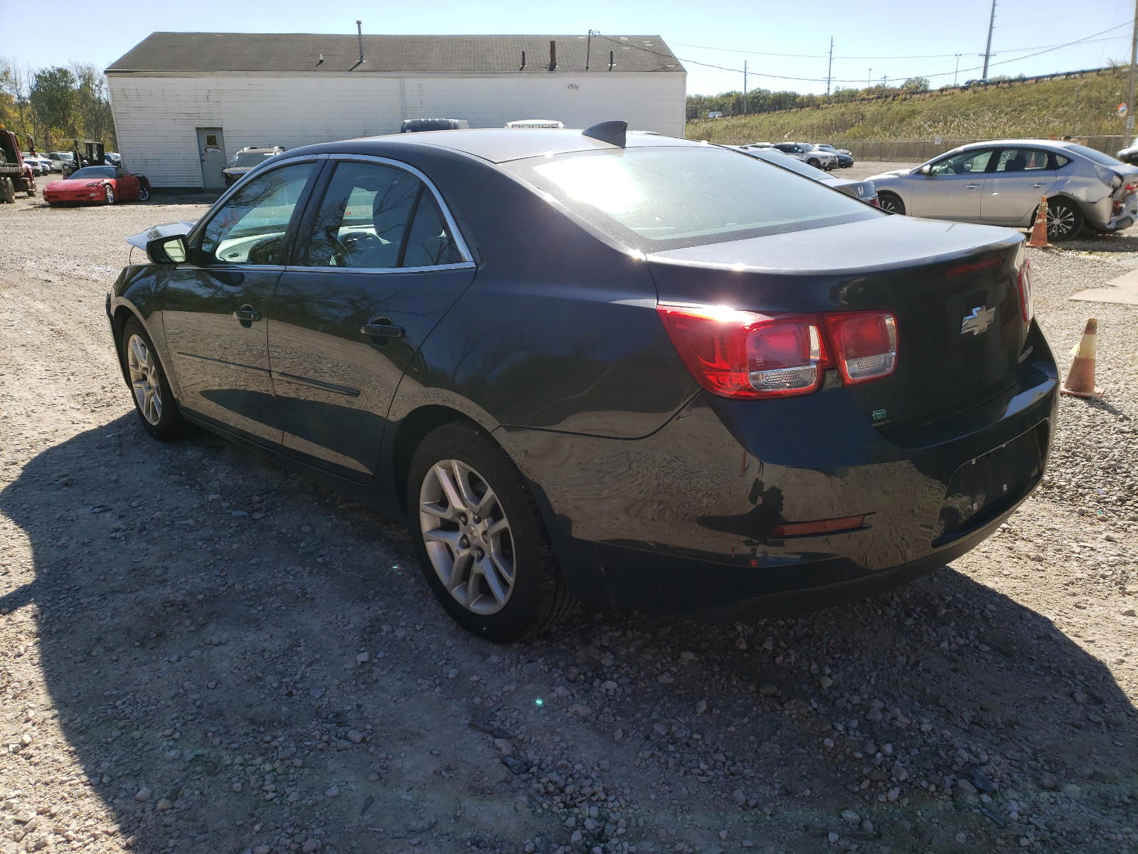 Photo 3 from auction – 2015 CHEVROLET MALIBU with VIN 1G11C5SL1FF130903