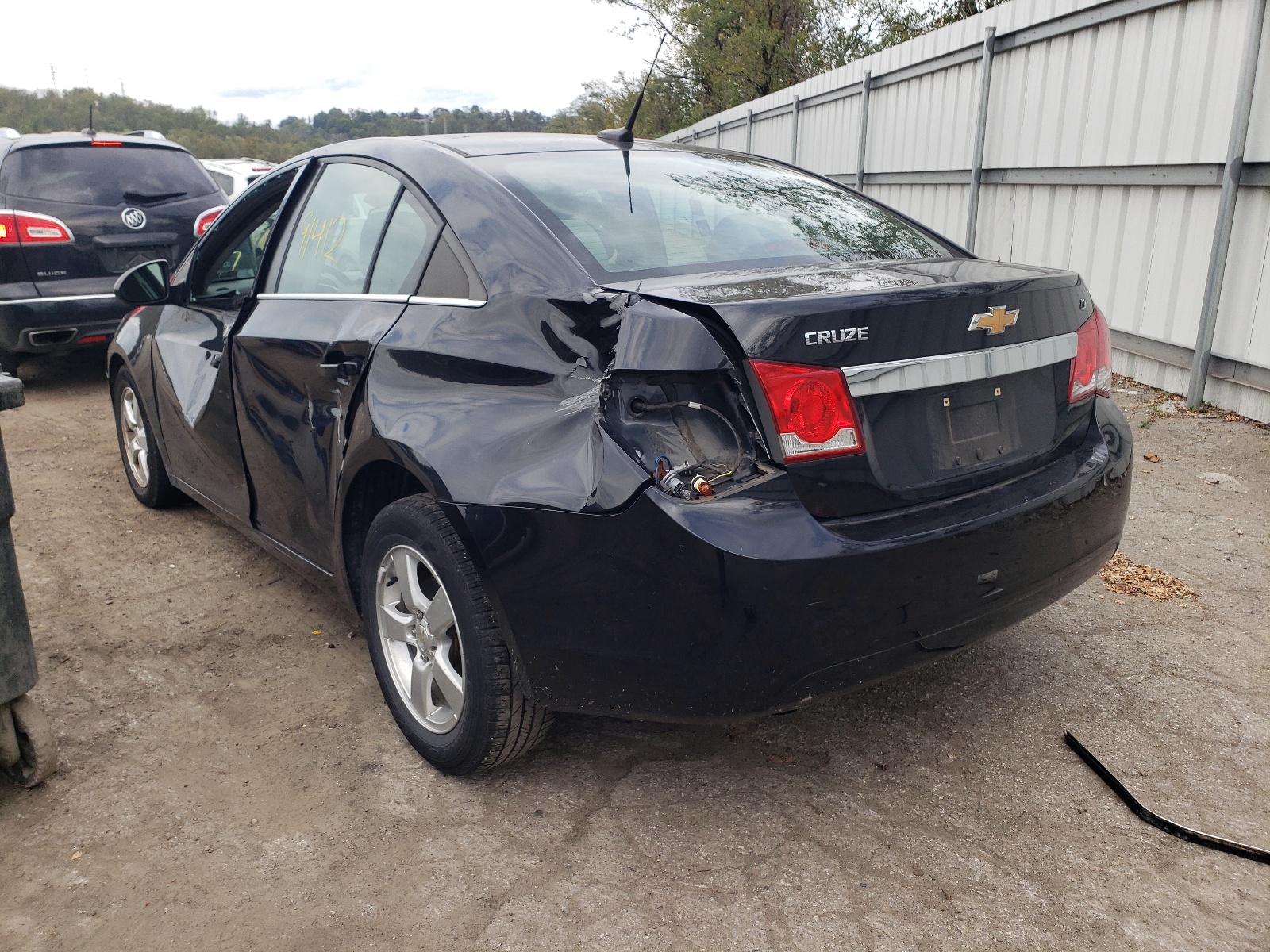 Photo 3 from auction – 2014 CHEVROLET CRUZE LT with VIN 1G1PC5SB4E7368349