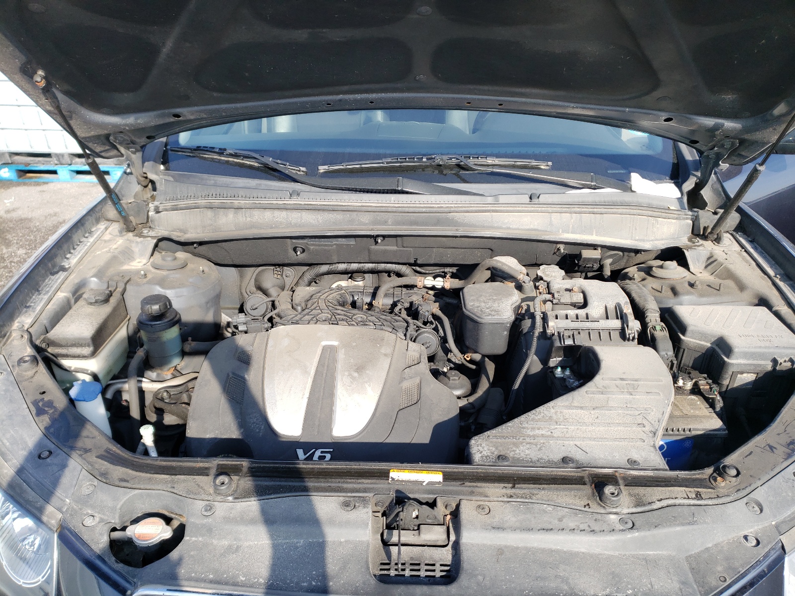 Photo 7 from auction – 2010 HYUNDAI SANTA FE G with VIN 5NMSGDAG6AH339368