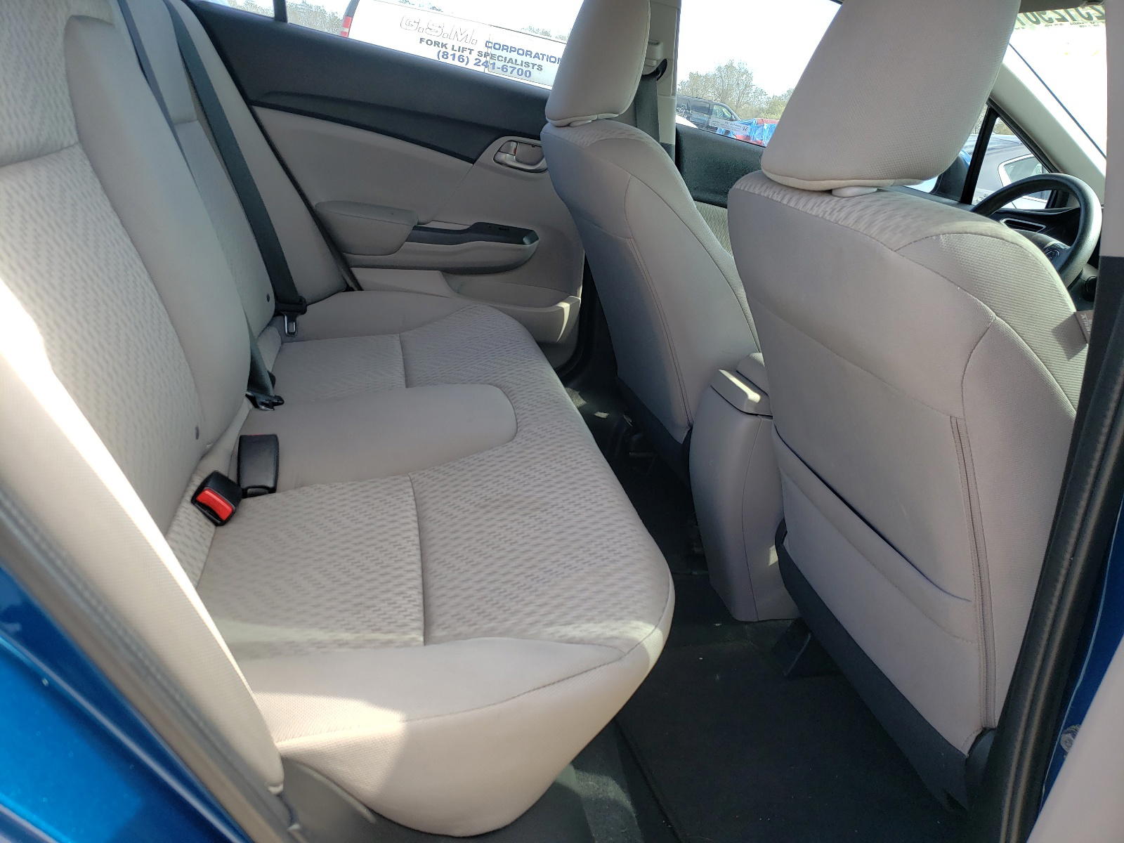 Photo 6 from auction – 2014 HONDA CIVIC LX with VIN 19XFB2F53EE270695