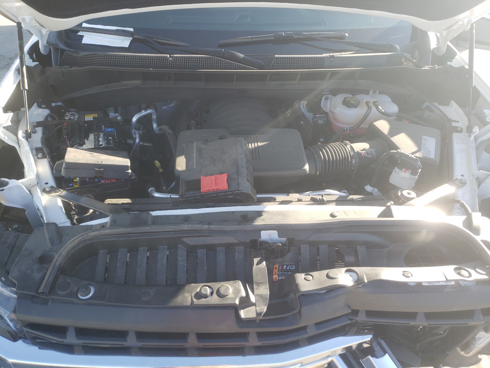 Photo 7 from auction – 2021 CHEVROLET SILVERADO with VIN 1GCUYDED3MZ330102