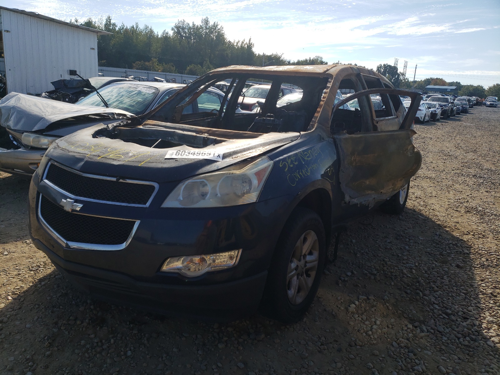 Photo 2 from auction – 2010 CHEVROLET TRAVERSE L with VIN 1GNLREED6AS122418