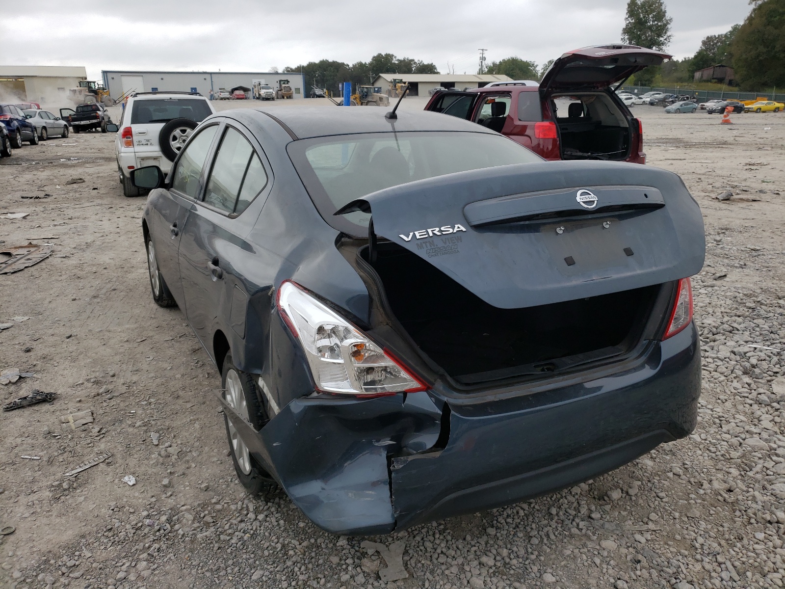 صورة رقم 3 من المزاد - 2016 NISSAN VERSA S مع VIN 3N1CN7AP2GL878709
