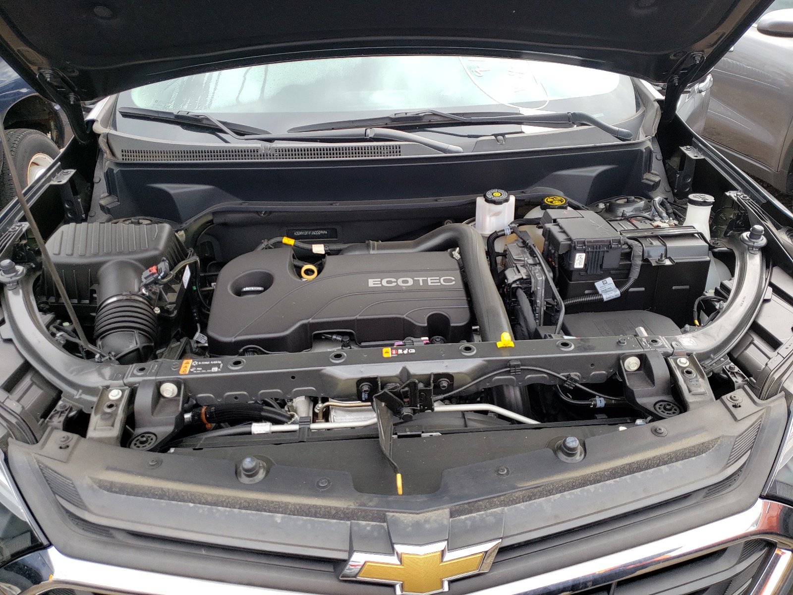 Photo 7 from auction – 2018 CHEVROLET EQUINOX LT with VIN 2GNAXJEV1J6330949