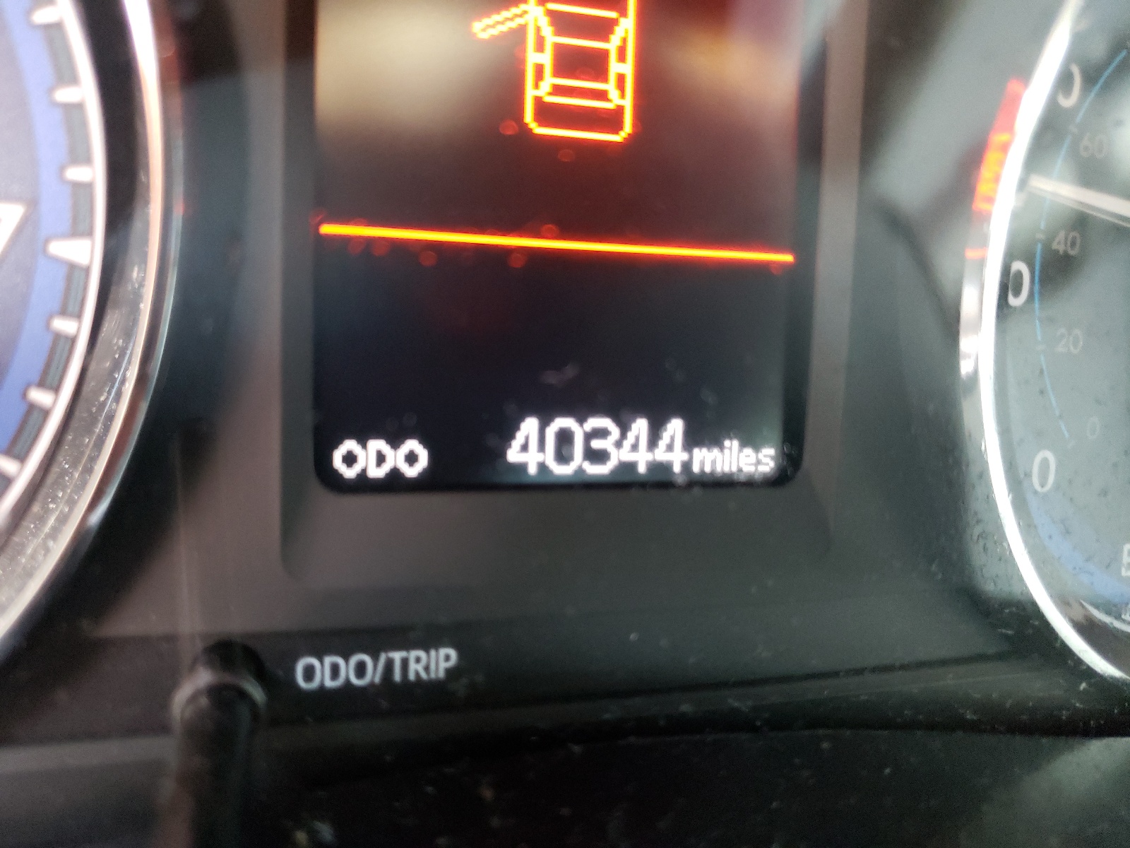 صورة رقم 8 من المزاد - 2018 TOYOTA COROLLA مع VIN 5YFBURHE4JP790606