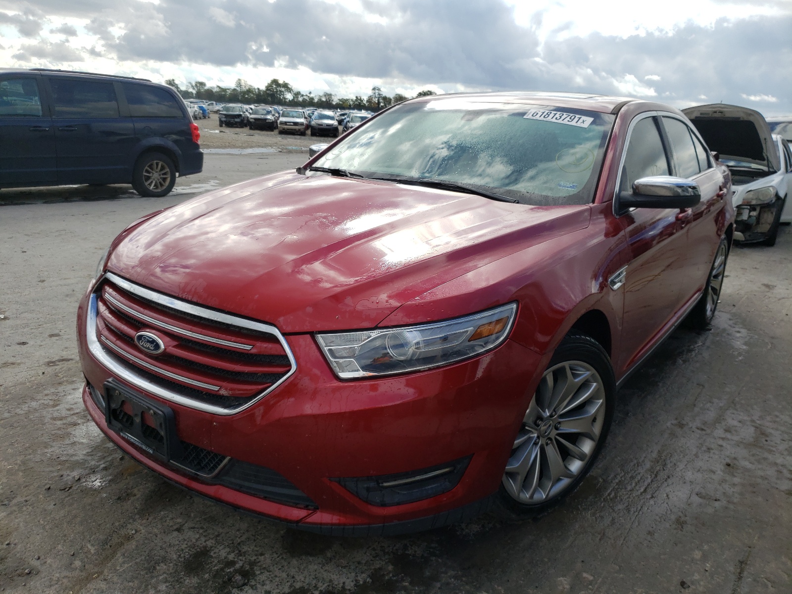 Photo 2 from auction – 2013 FORD TAURUS LIM with VIN 1FAHP2F80DG155934
