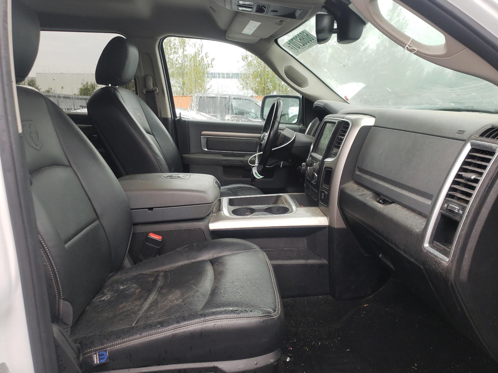 Photo 5 from auction – 2018 RAM 1500 SLT with VIN 1C6RR7LM3JS290252