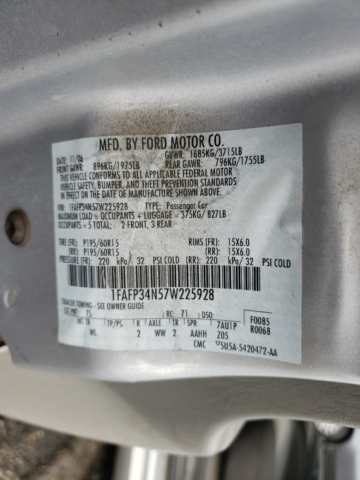 Photo 10 from auction – 2007 FORD FOCUS ZX4 with VIN 1FAFP34N57W225928