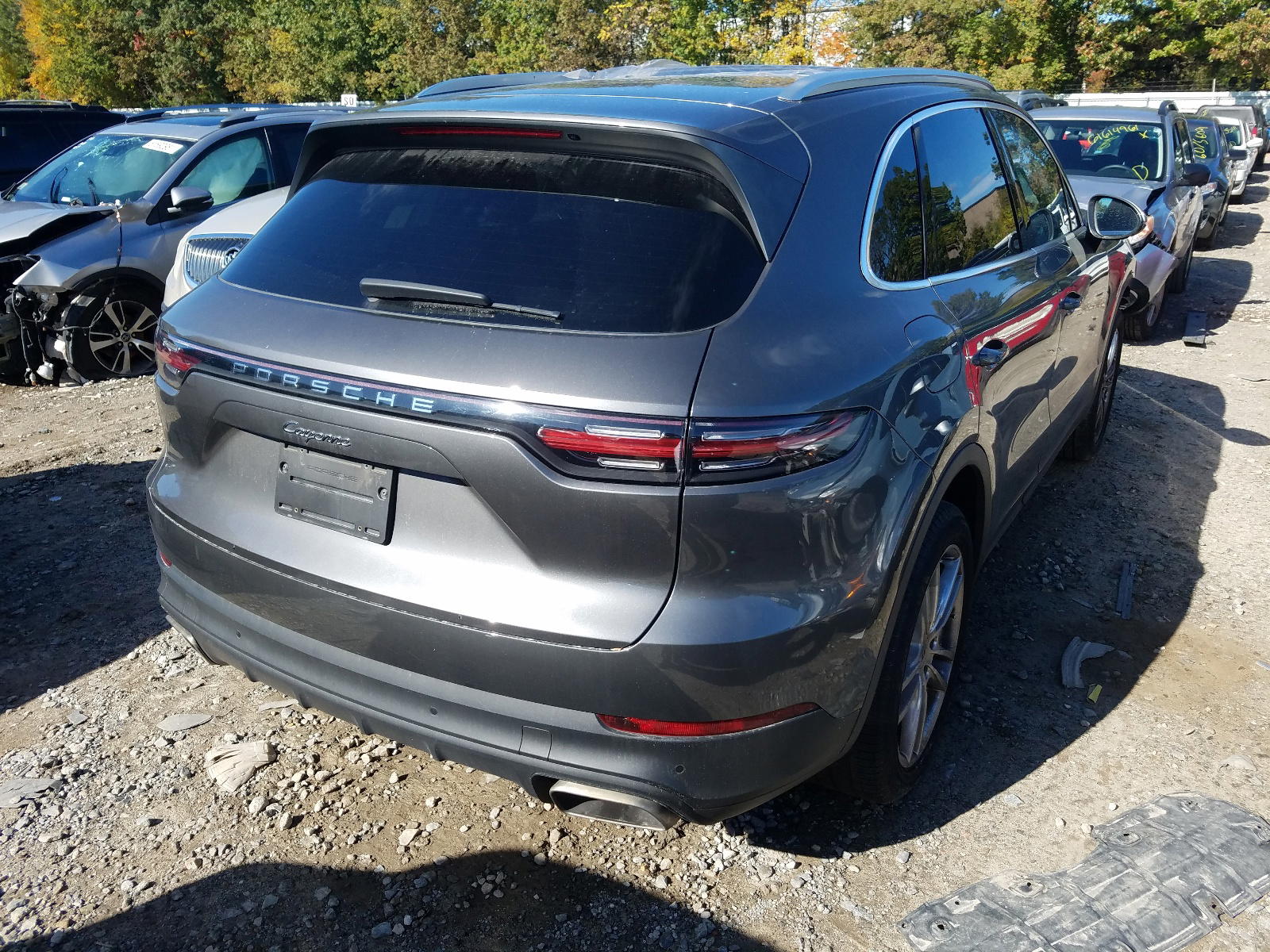 Photo 4 from auction – 2020 PORSCHE CAYENNE with VIN WP1AA2AY5LDA01643