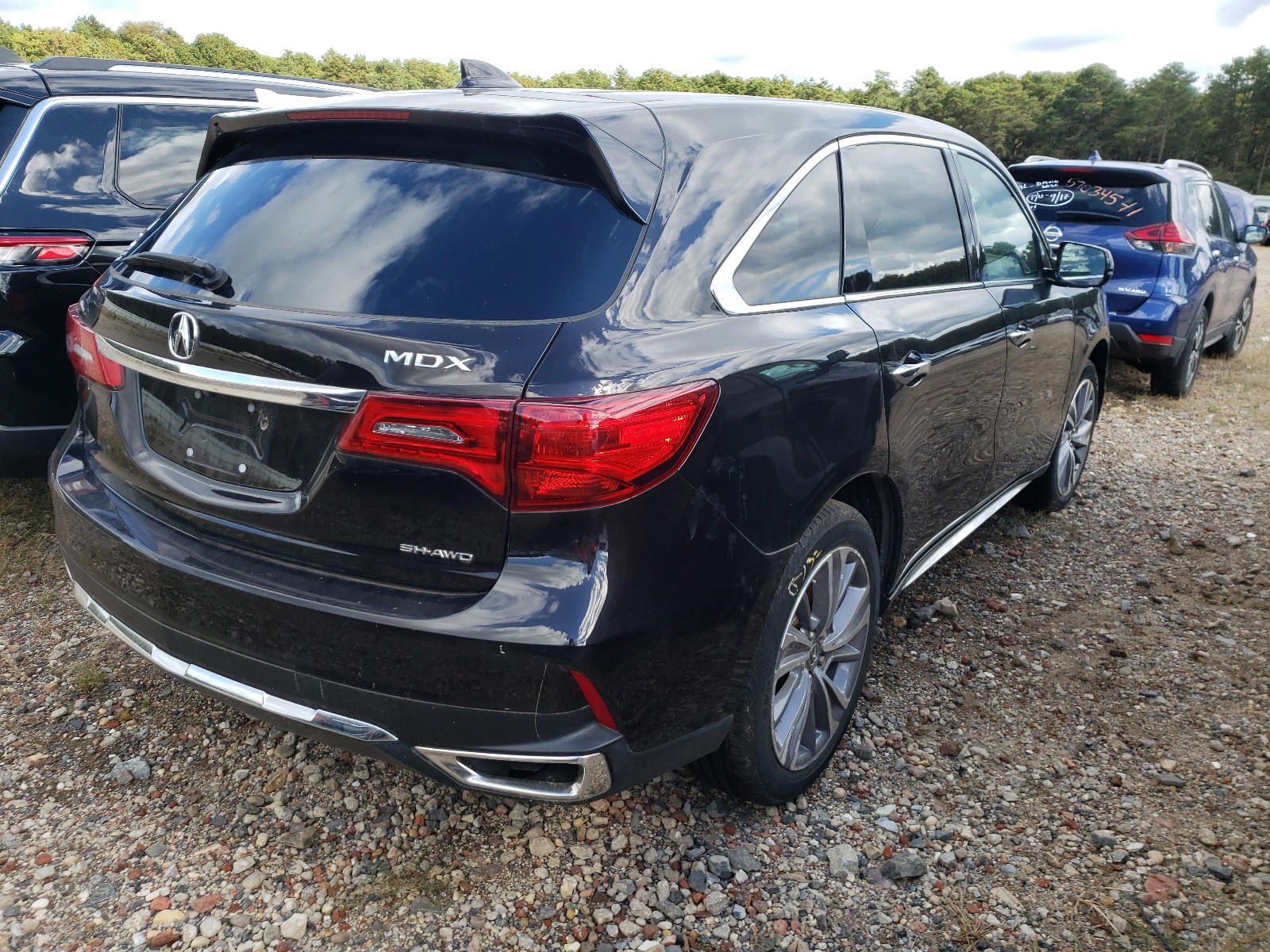 Photo 4 from auction – 2017 ACURA MDX TECHNO with VIN 5FRYD4H55HB040293